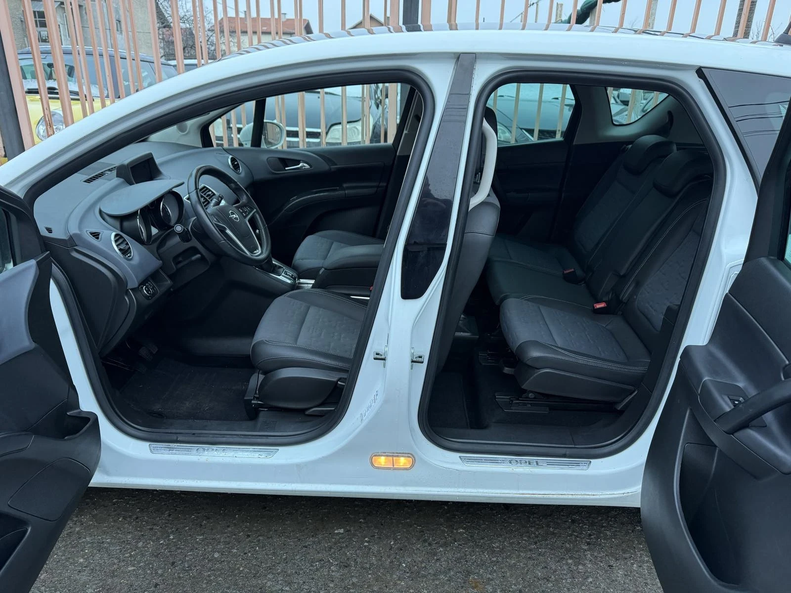 Opel Meriva 1, 700CDTI EURO5B  - изображение 5