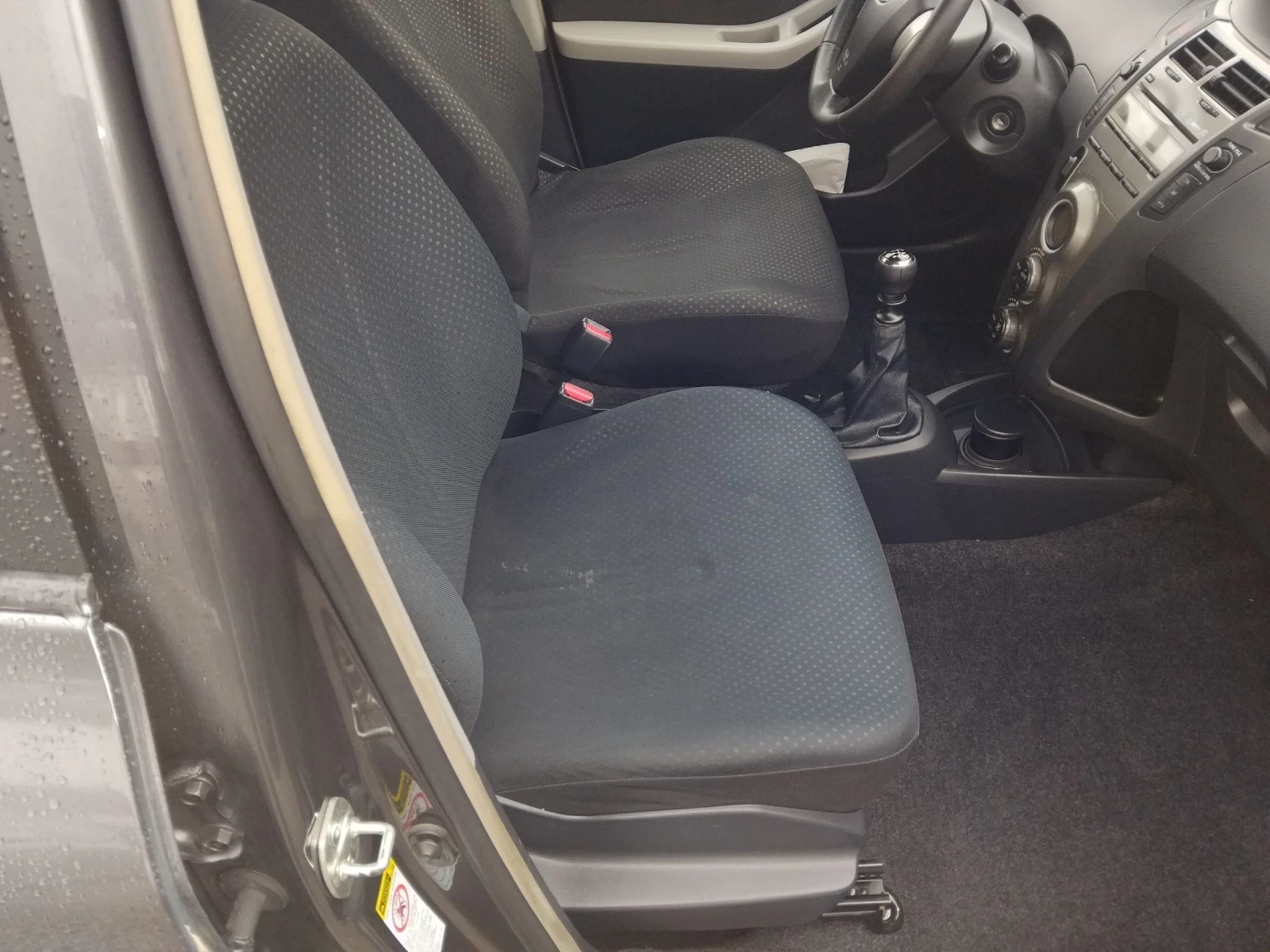 Toyota Yaris 1.4D4Di90 6speed | Mobile.bg   12