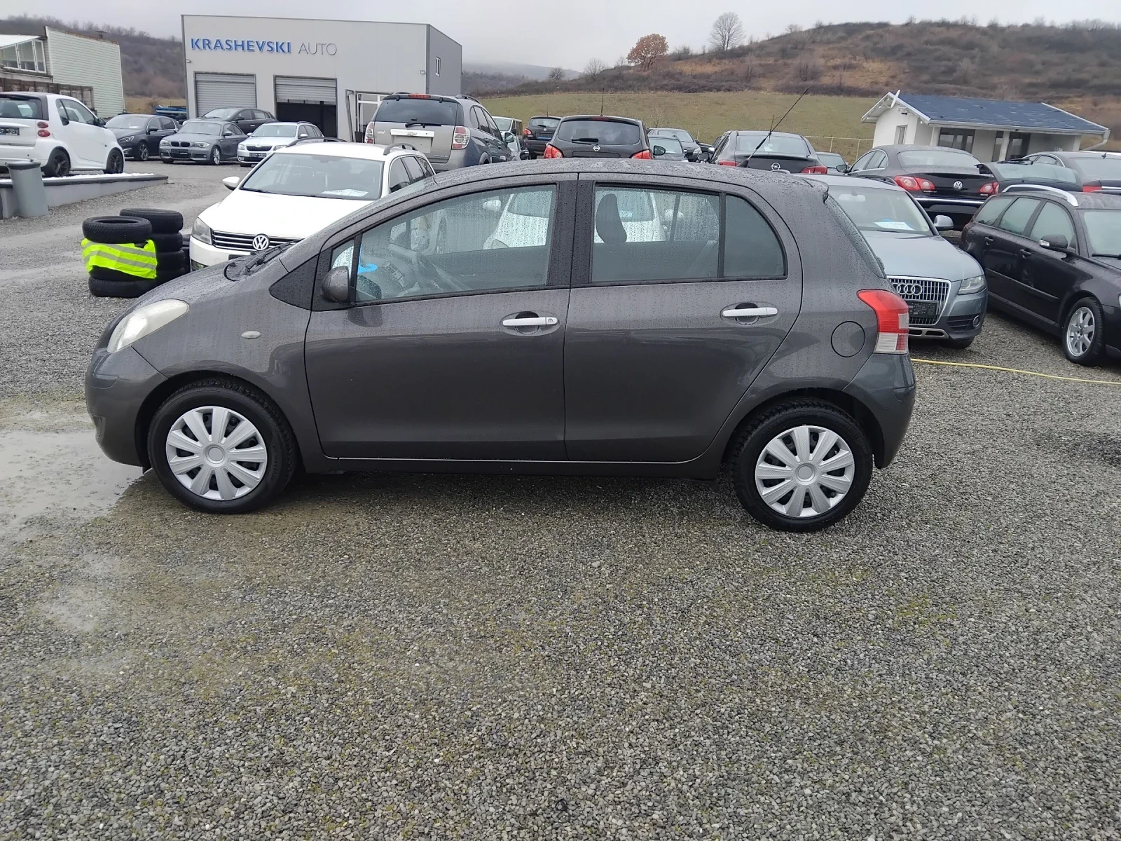 Toyota Yaris 1.4D4Di90к 6speed - изображение 6
