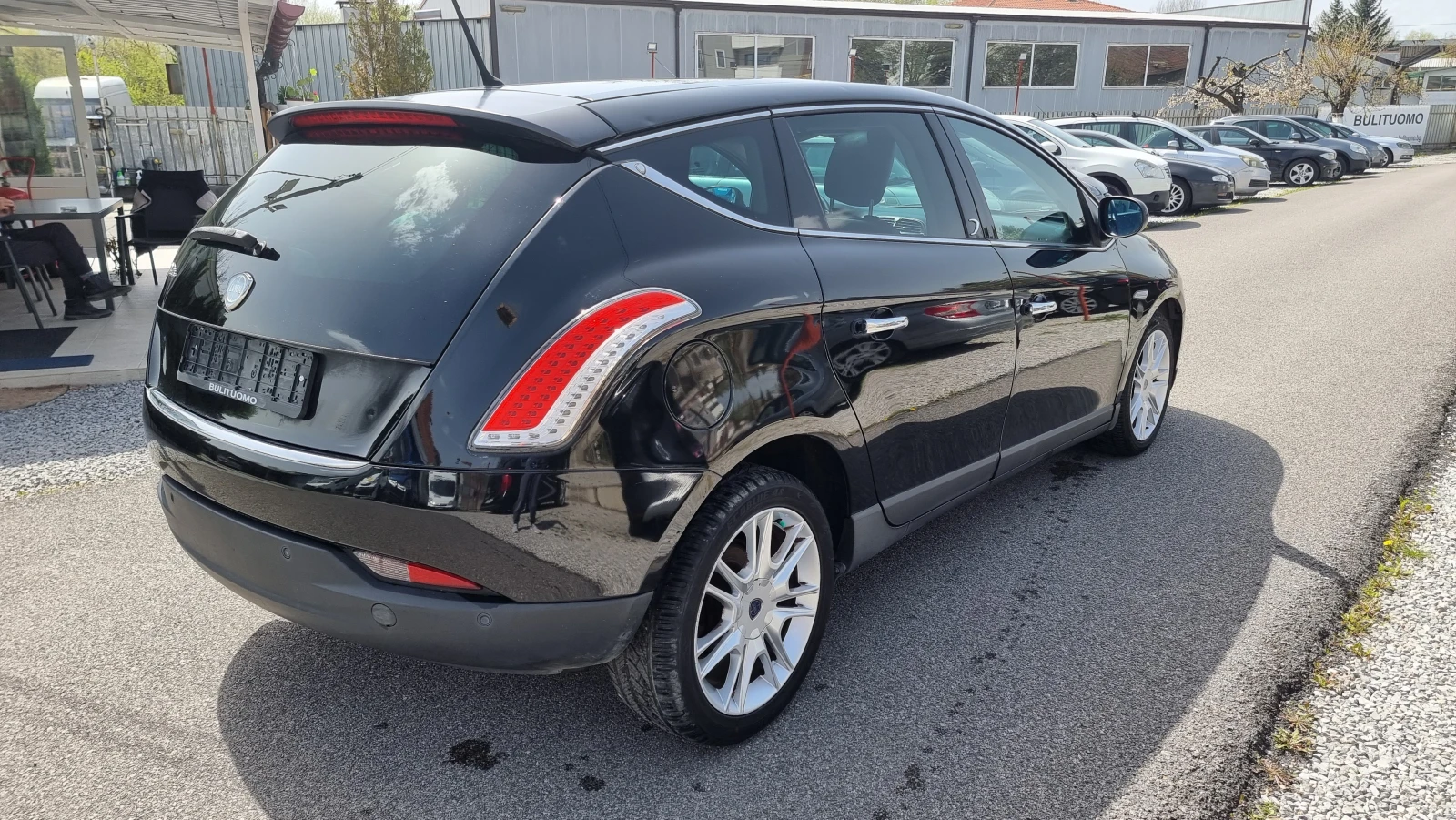 Lancia Delta 1.6 MULTIJET 16V - изображение 4