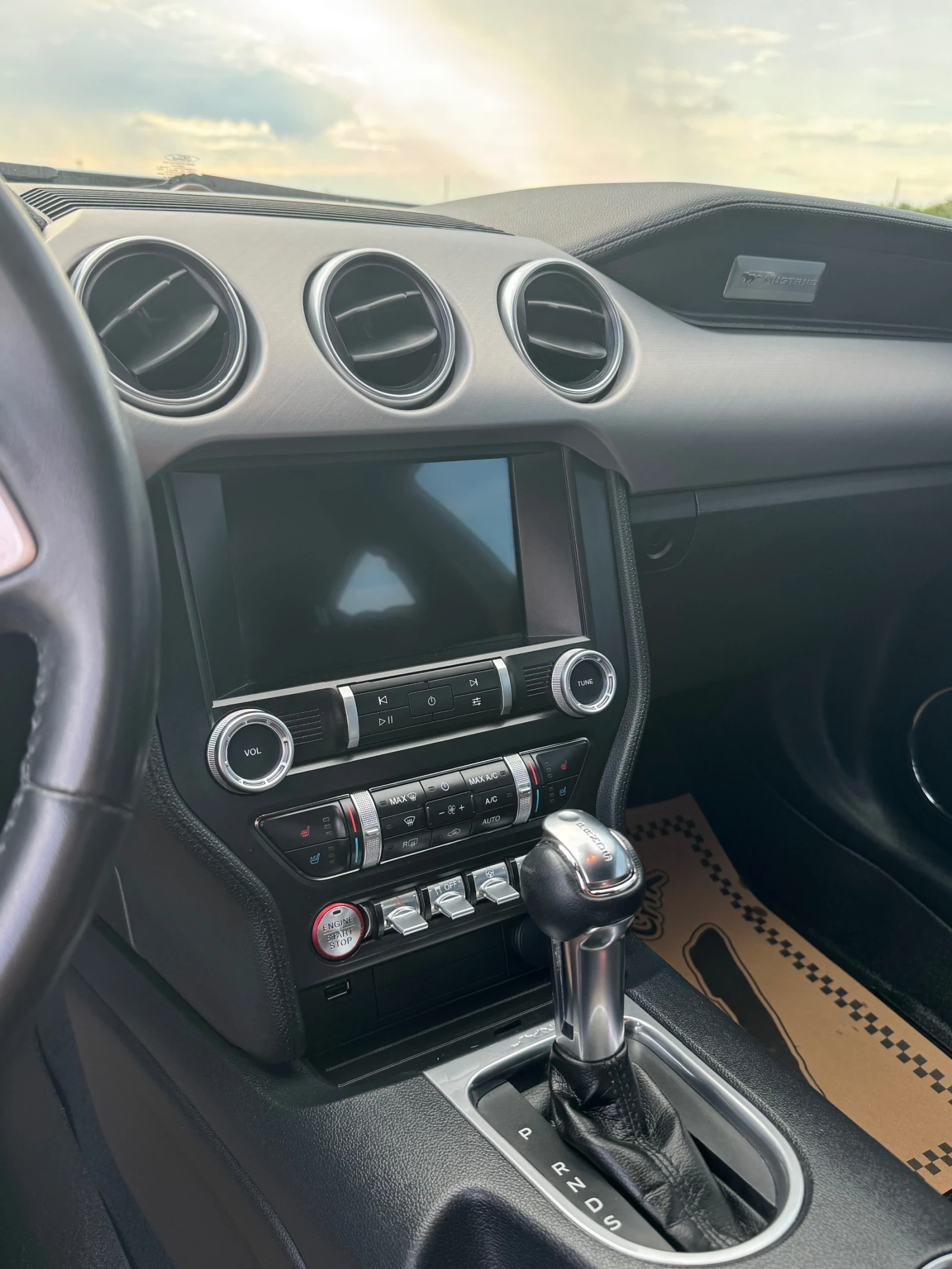 Ford Mustang 5.0 - изображение 8