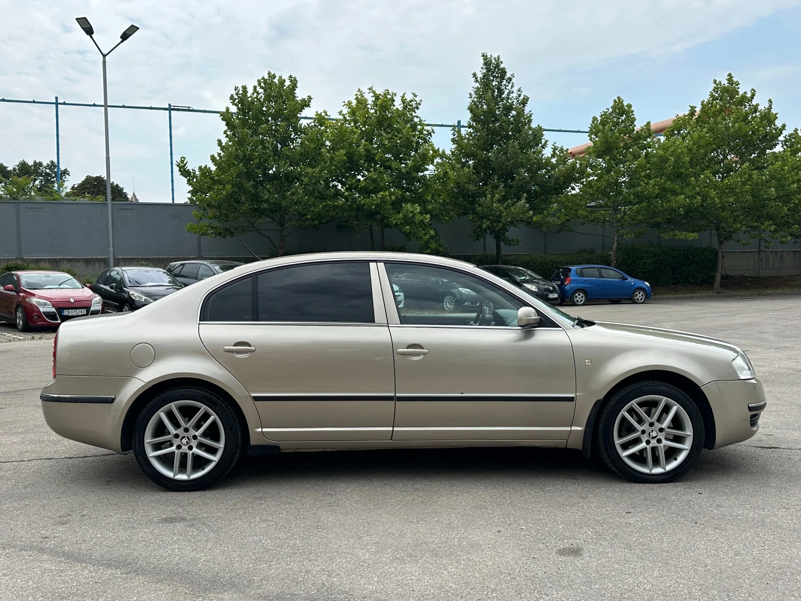Skoda Superb 2.8i 193 к.с. Газ/бензин - изображение 5