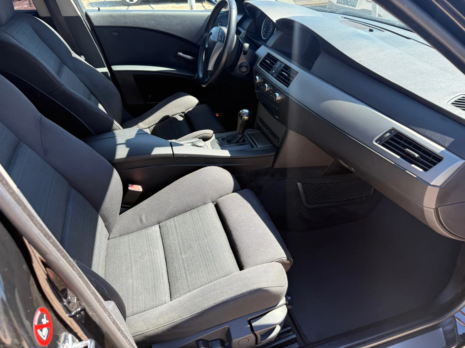 BMW 525 2.5i Автоматик!!! N52 - изображение 10