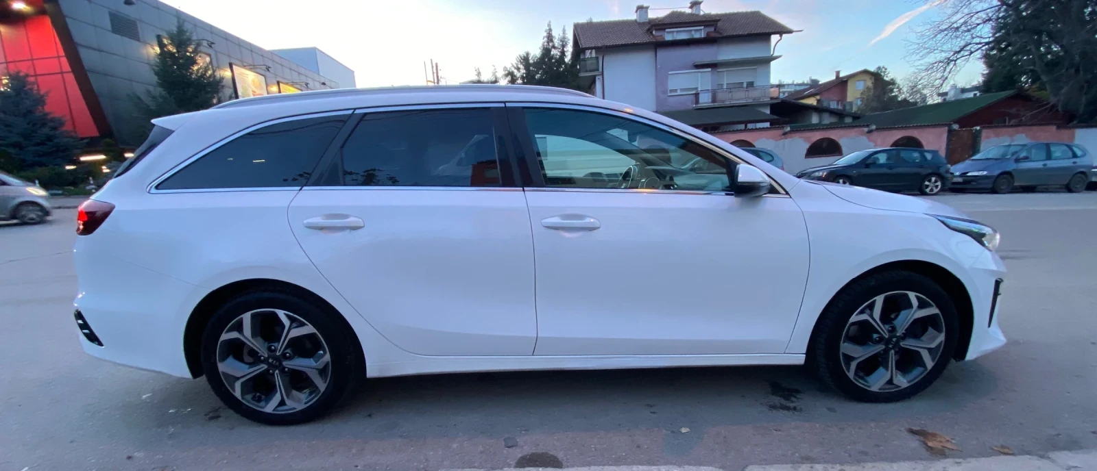 Kia Ceed 1.6 MILD HIBRID.  - изображение 4