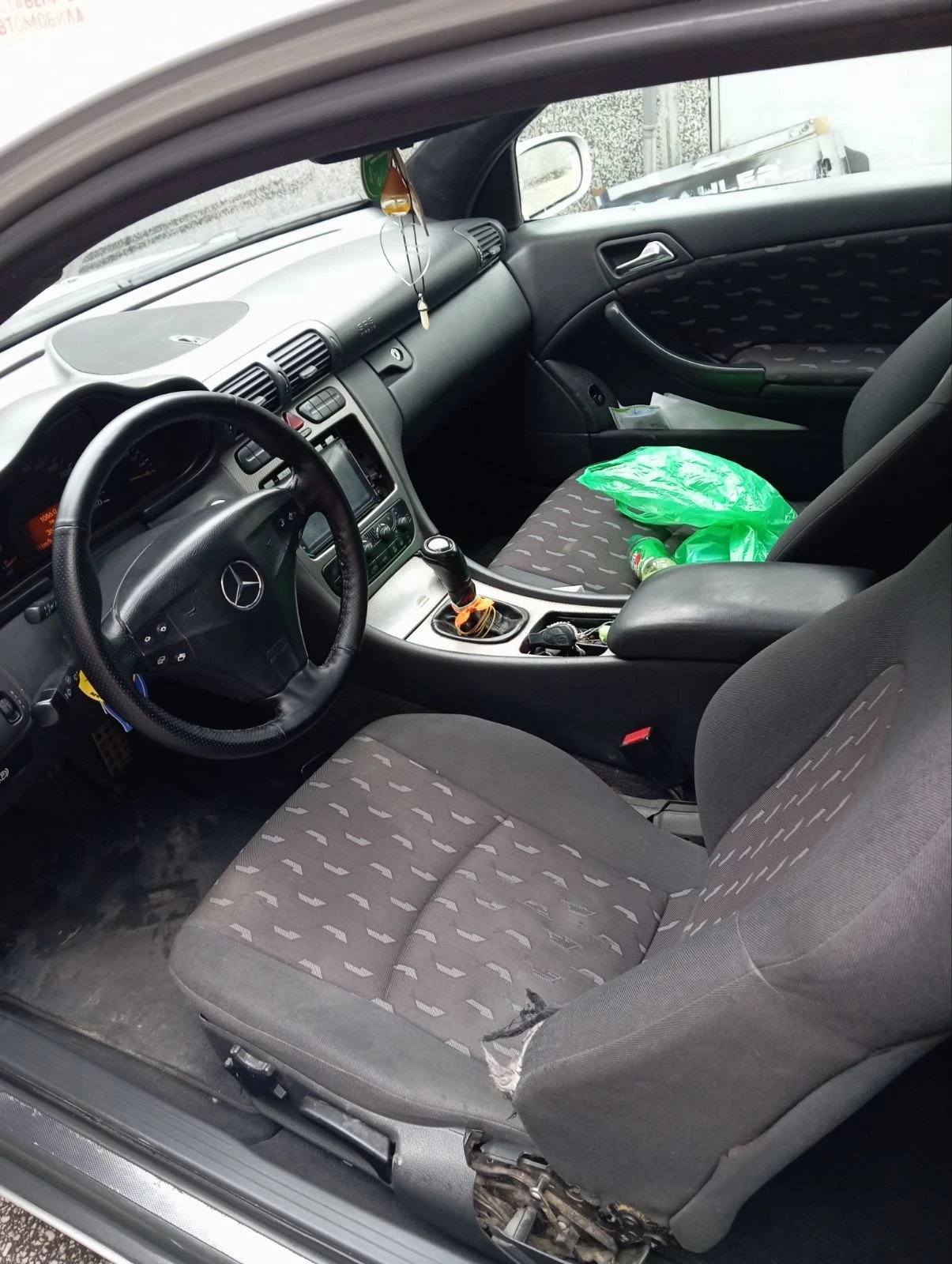 Mercedes-Benz C 200  - изображение 3