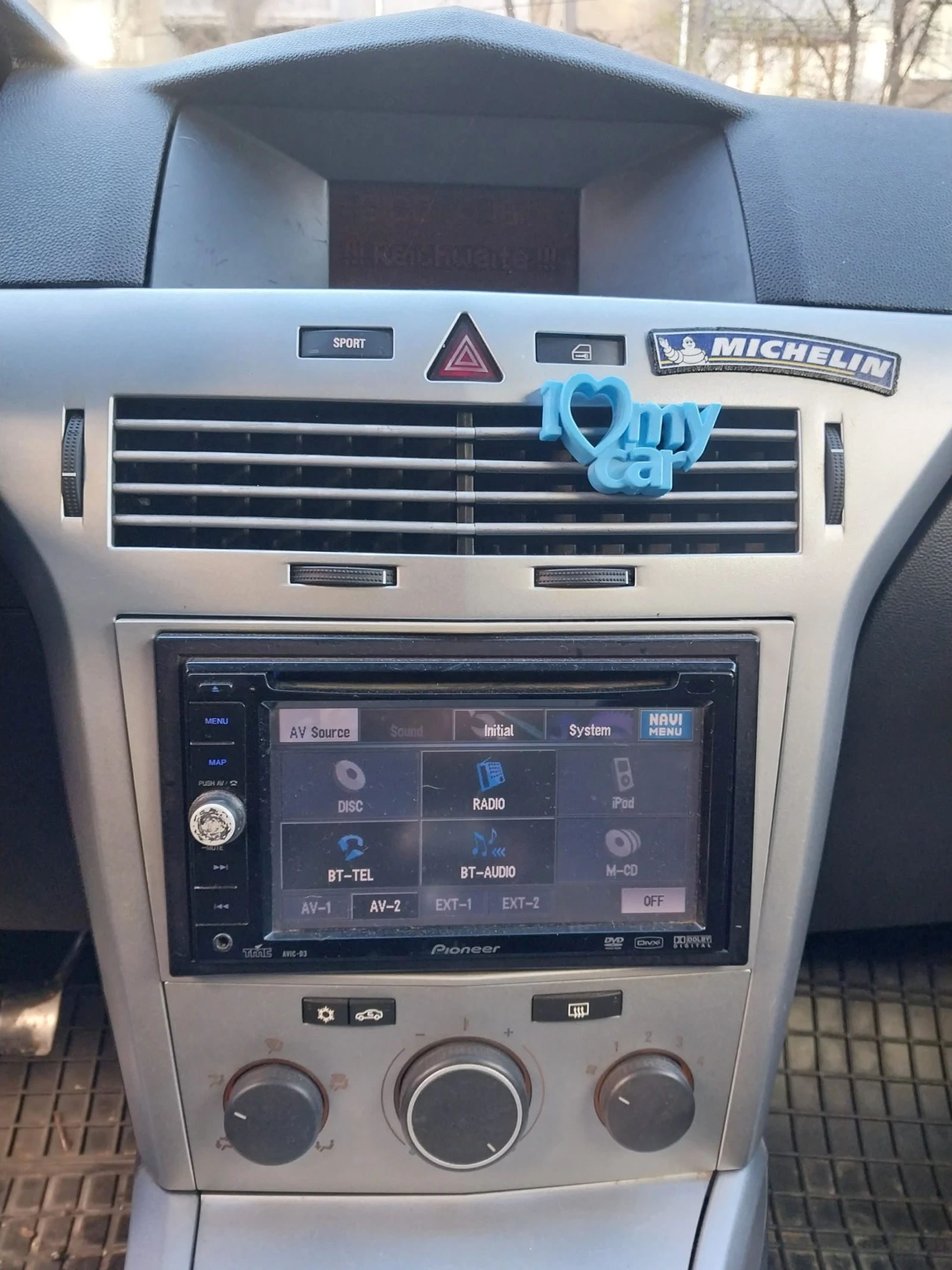 Opel Astra GTC - изображение 7