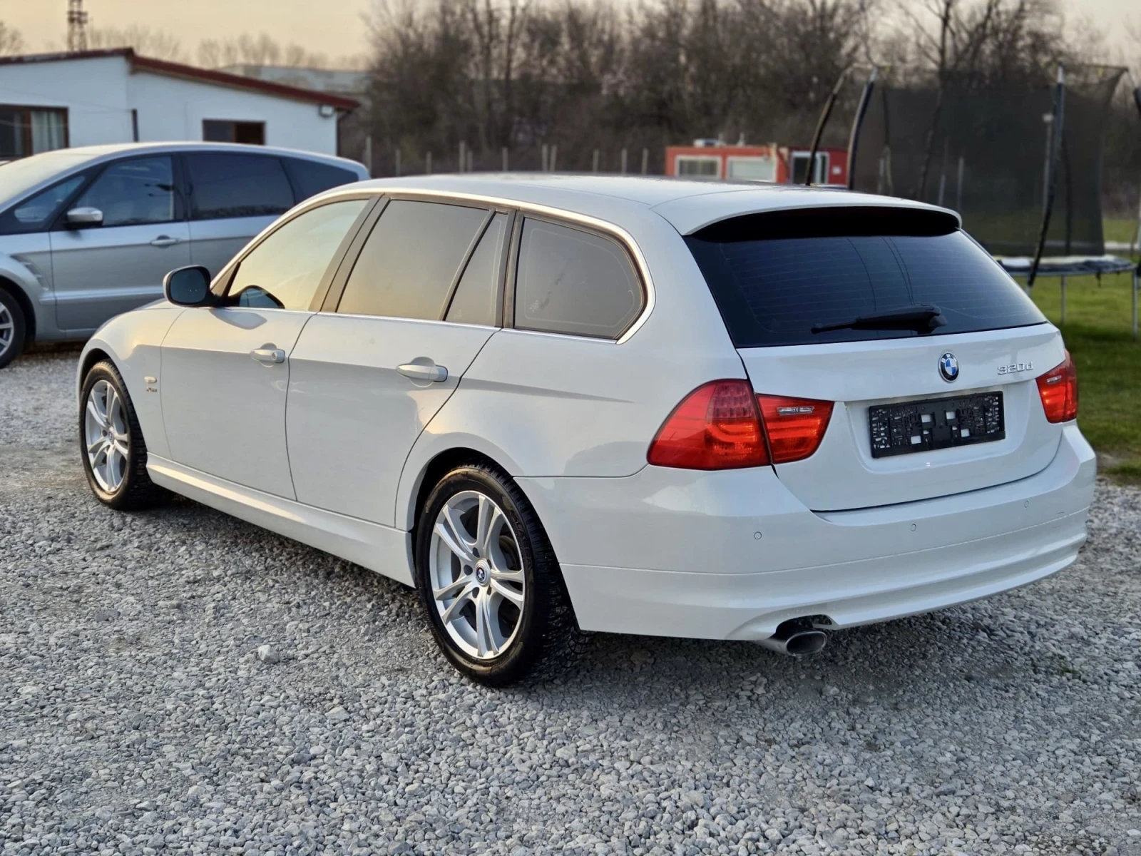 BMW 320 X DRIVE ИТАЛИЯ, снимка 9 - Автомобили и джипове - 53865413