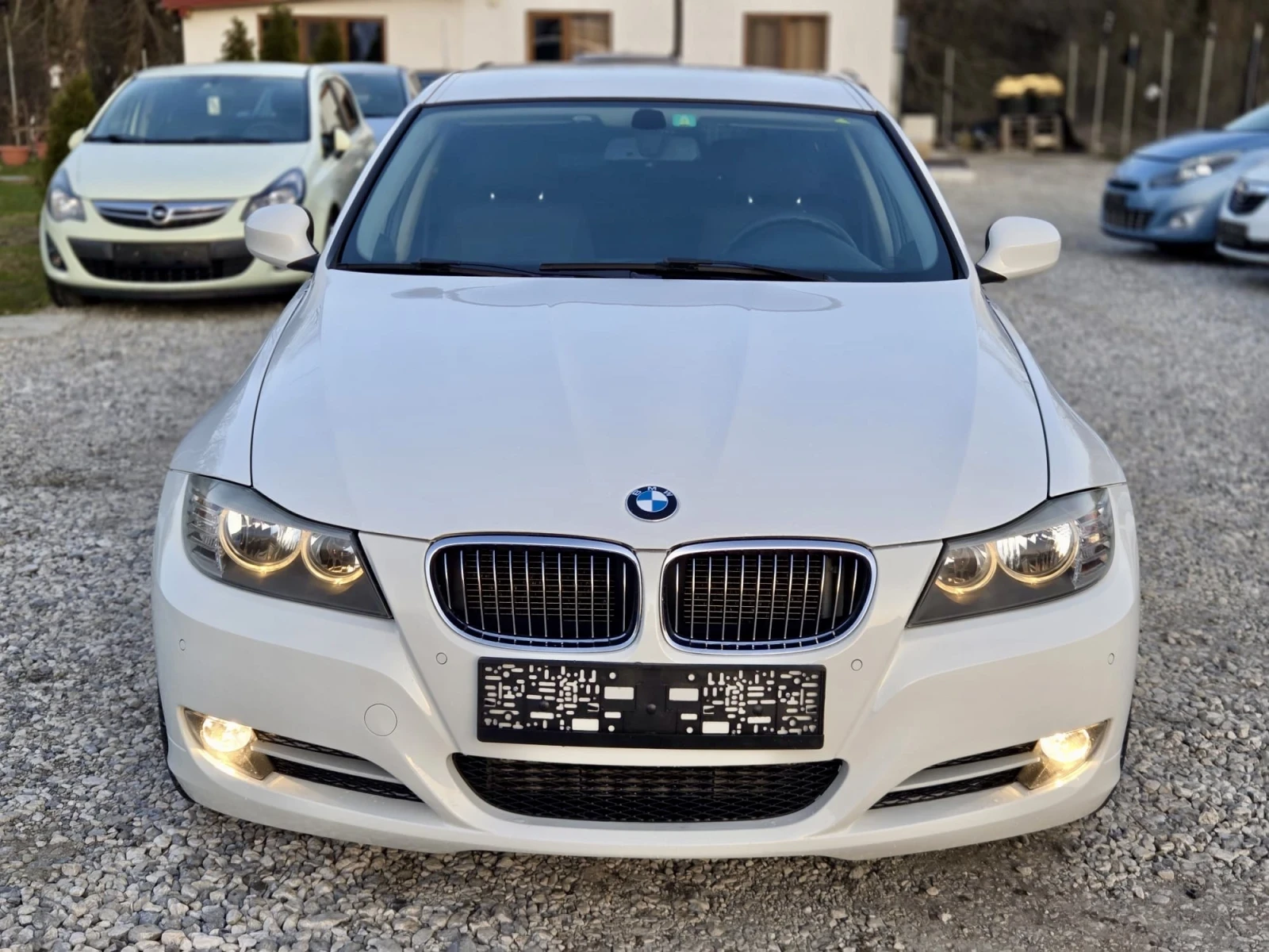 BMW 320 X DRIVE ИТАЛИЯ, снимка 2 - Автомобили и джипове - 53865413