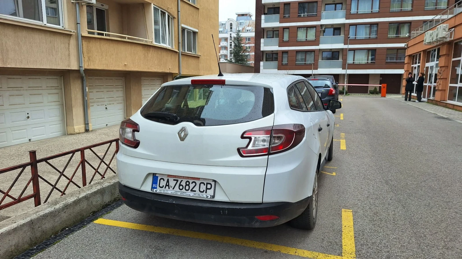 Renault Megane 1.5 DCI N1, снимка 5 - Автомобили и джипове - 53902656
