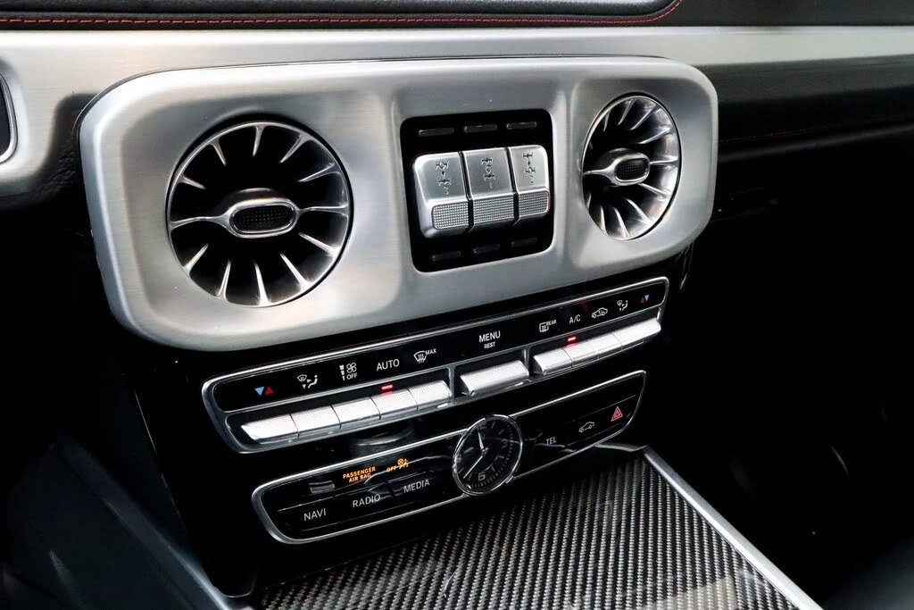 Mercedes-Benz G 500 4MATIC* АвтоКредит* (ЦЕНА ДО БГ), снимка 9 - Автомобили и джипове - 54058352