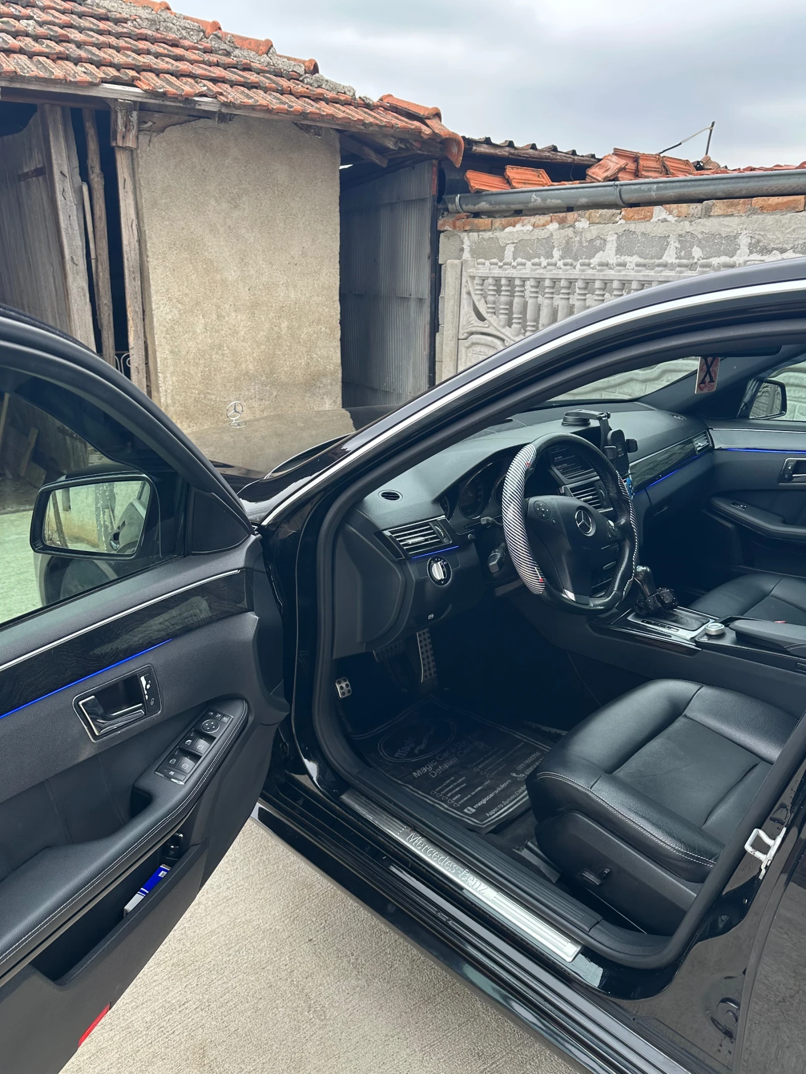 Mercedes-Benz E 250, снимка 4 - Автомобили и джипове - 54059586