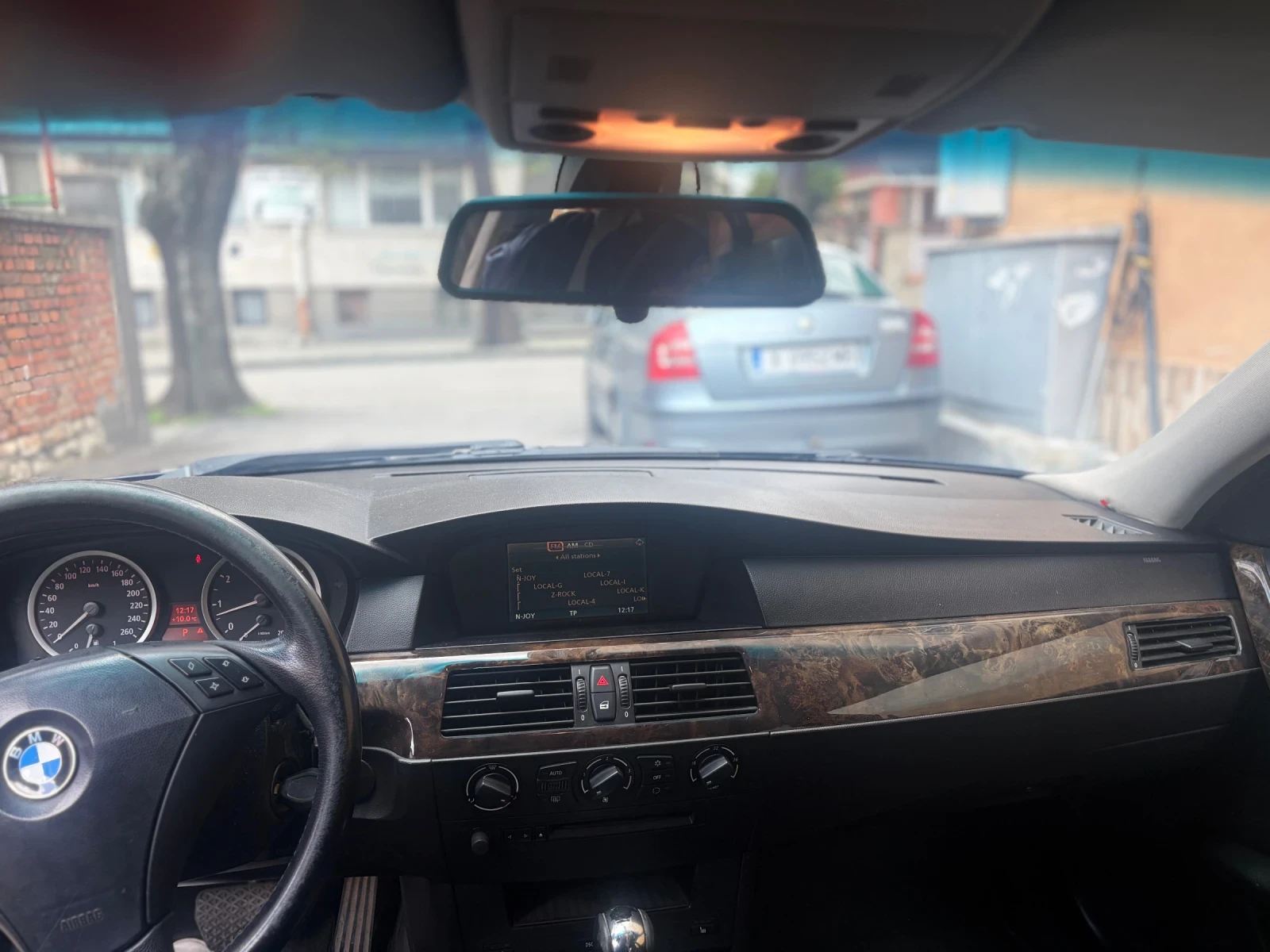 BMW 525 525i, снимка 8 - Автомобили и джипове - 54156563