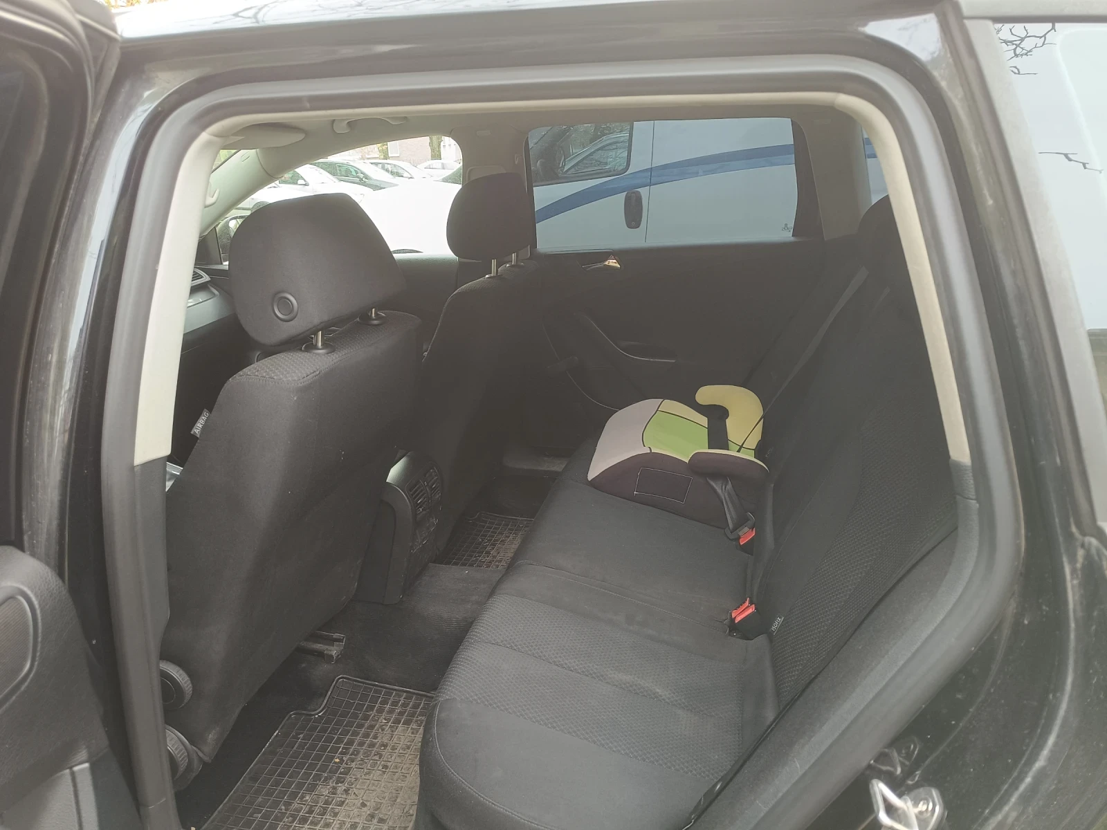 VW Passat 1.9 105к.с., снимка 7 - Автомобили и джипове - 54270334