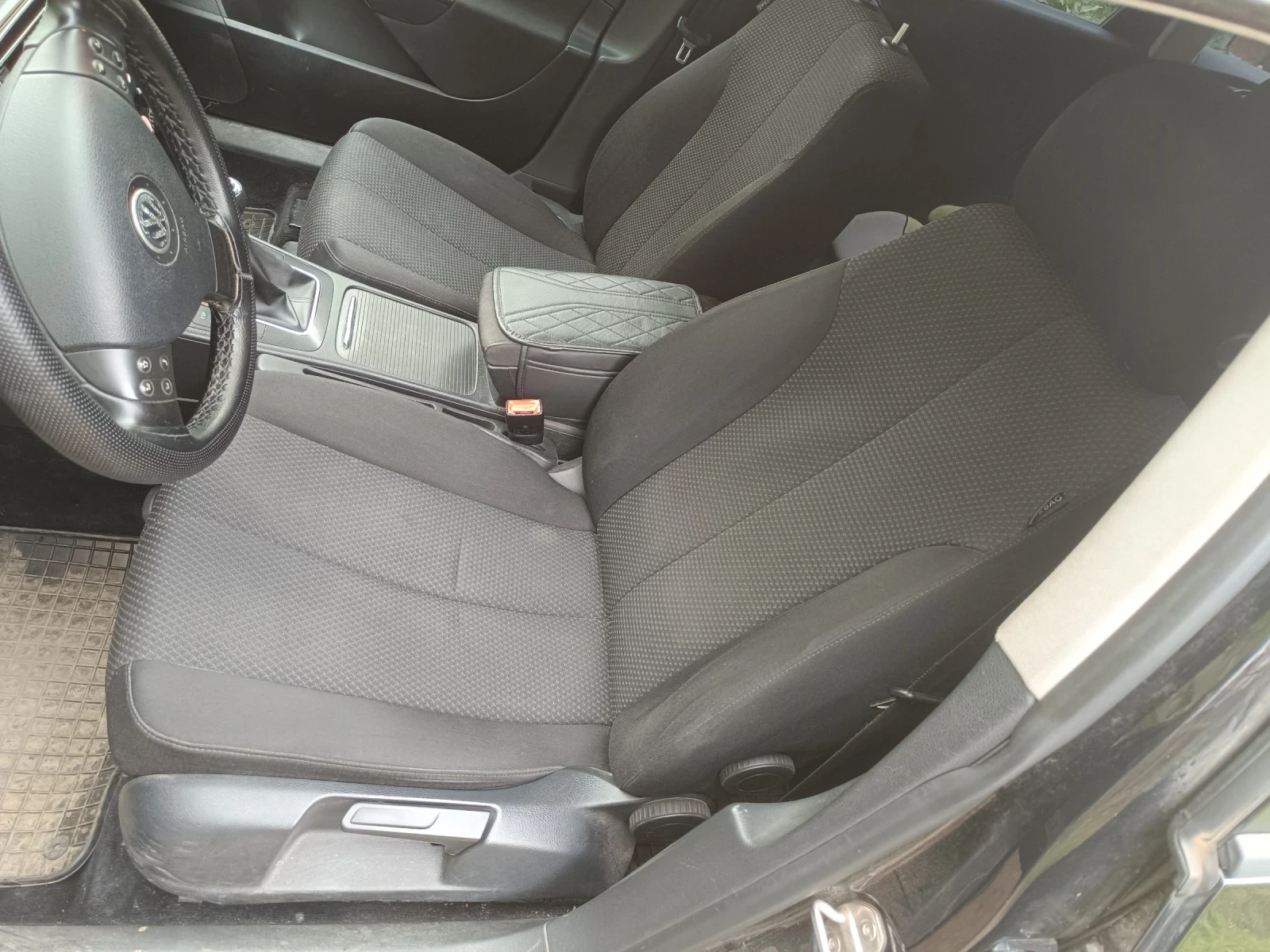 VW Passat 1.9 105к.с., снимка 9 - Автомобили и джипове - 54270334