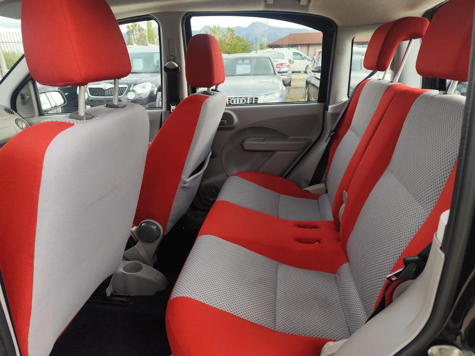 Fiat Panda 1.2 бензин, снимка 13 - Автомобили и джипове - 54422754
