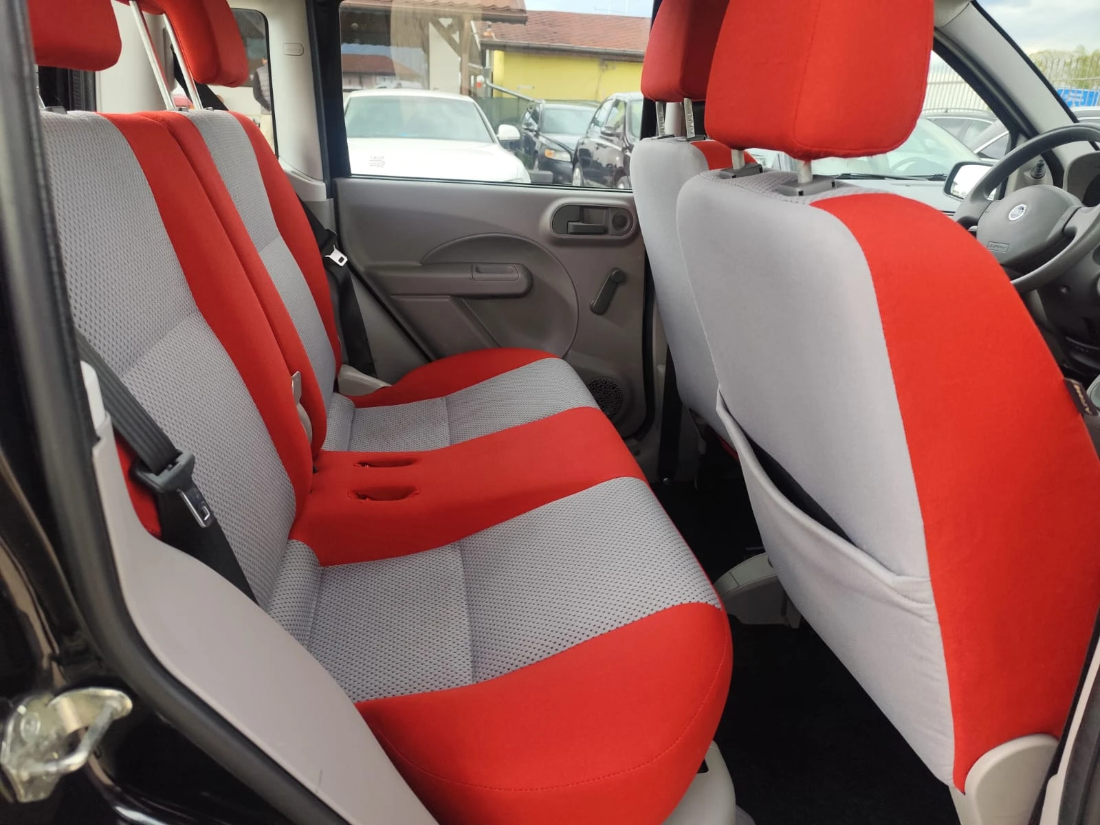 Fiat Panda 1.2 бензин, снимка 14 - Автомобили и джипове - 54422754