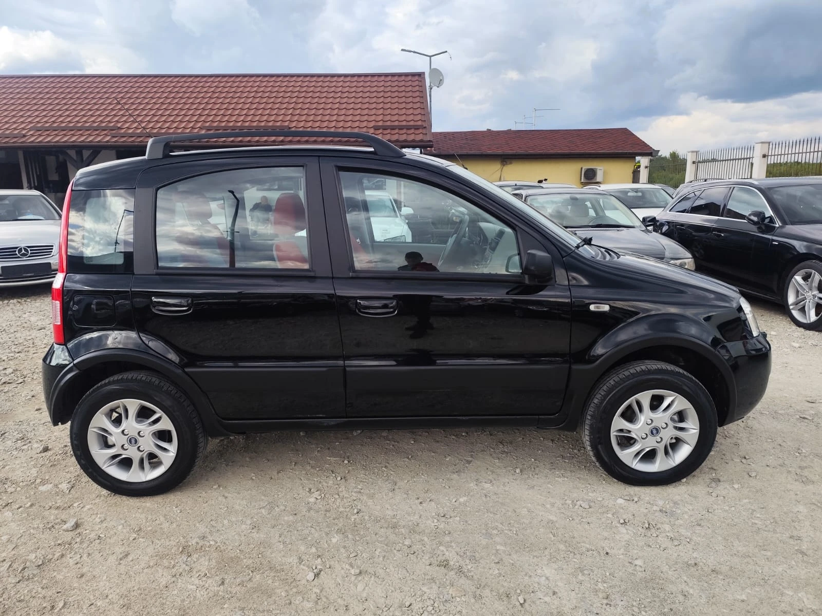 Fiat Panda 1.2 бензин, снимка 4 - Автомобили и джипове - 54422754