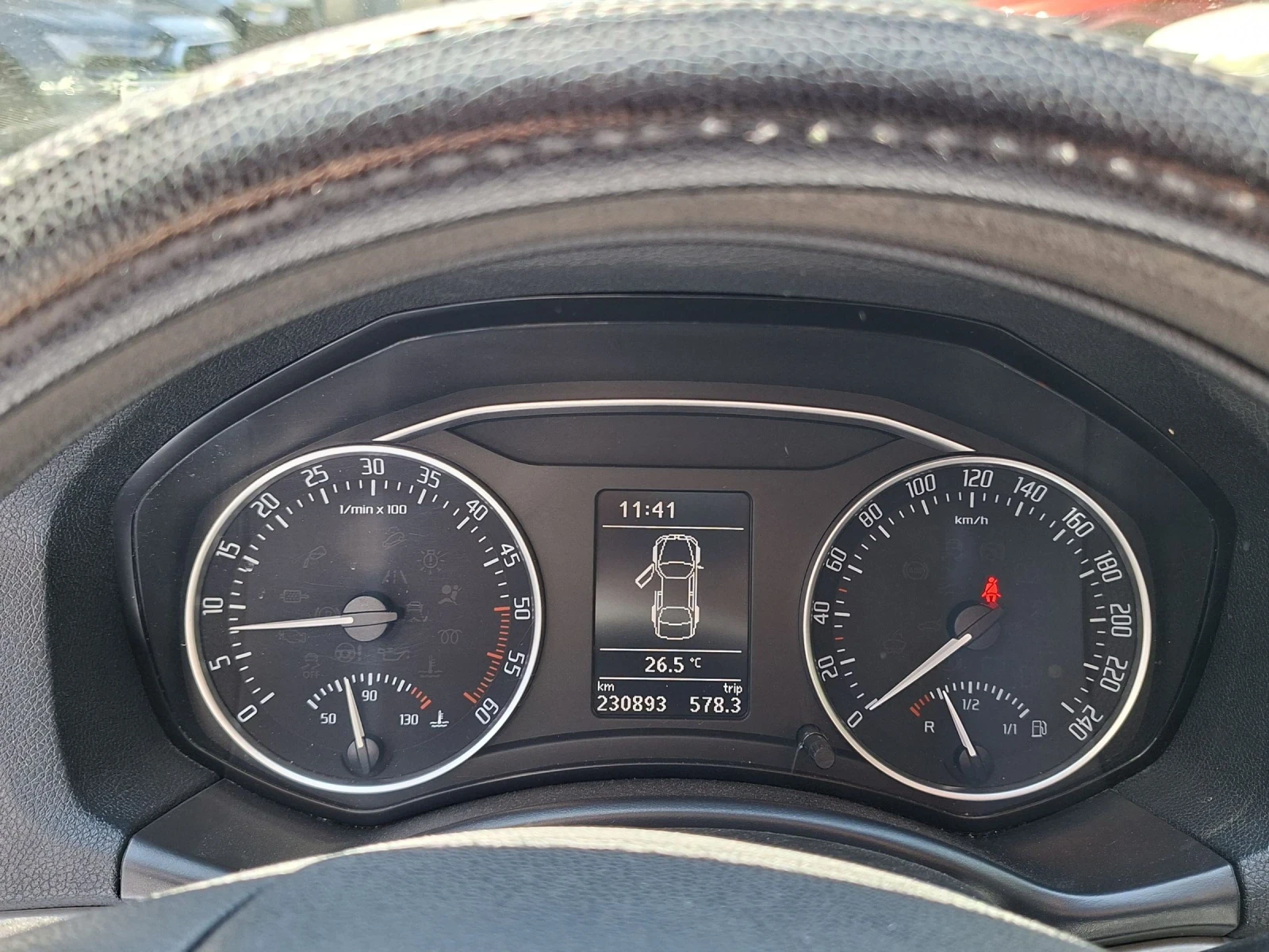 Skoda Octavia, снимка 7 - Автомобили и джипове - 54847556