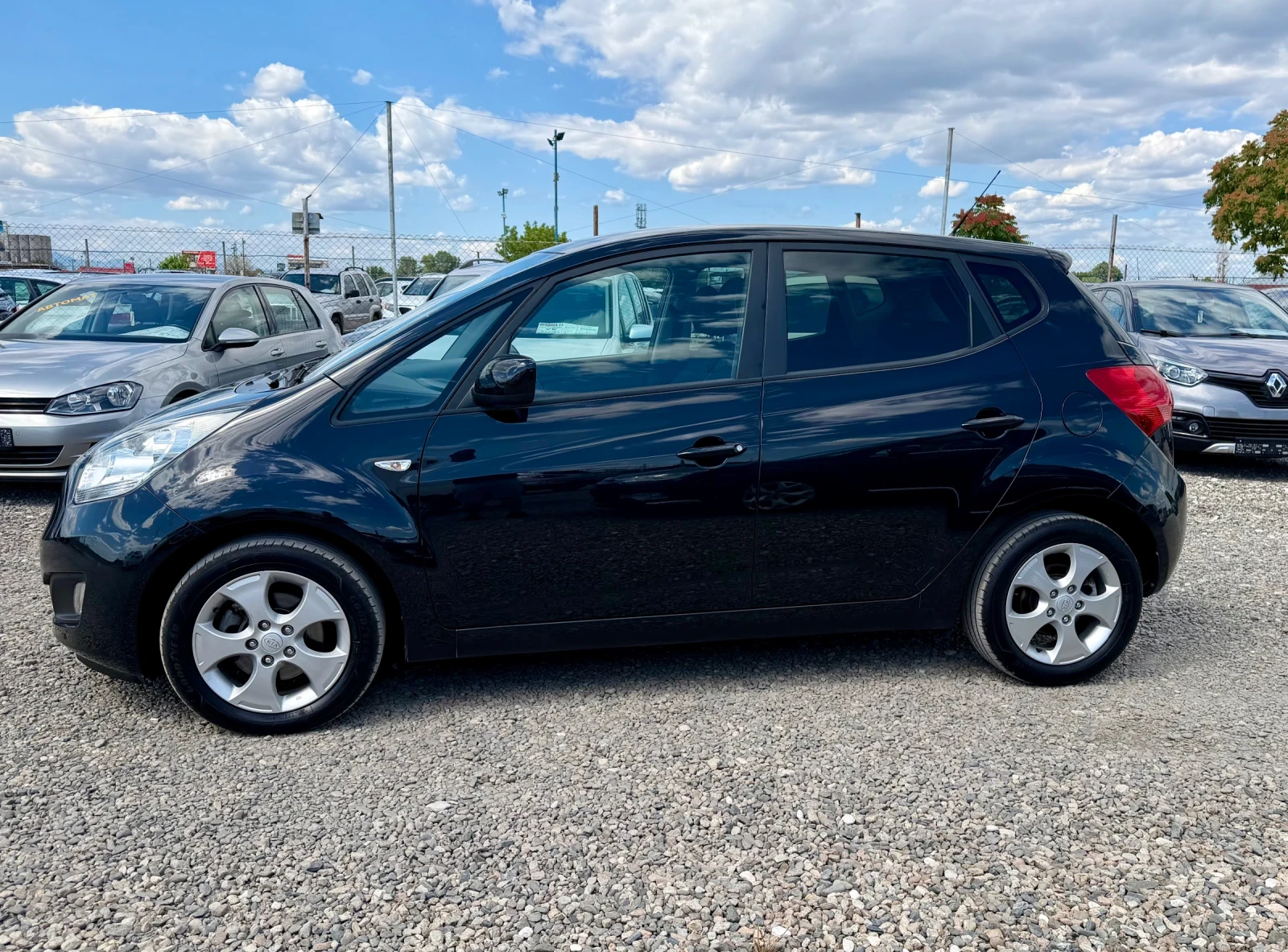 Kia Venga 1.4CRDI 90kc 6 скорости, снимка 7 - Автомобили и джипове - 55286375