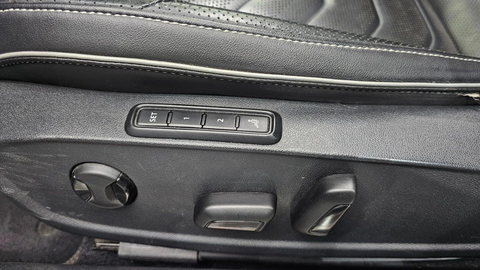 VW Arteon 2.0 TDI Premium, снимка 17 - Автомобили и джипове - 55628201