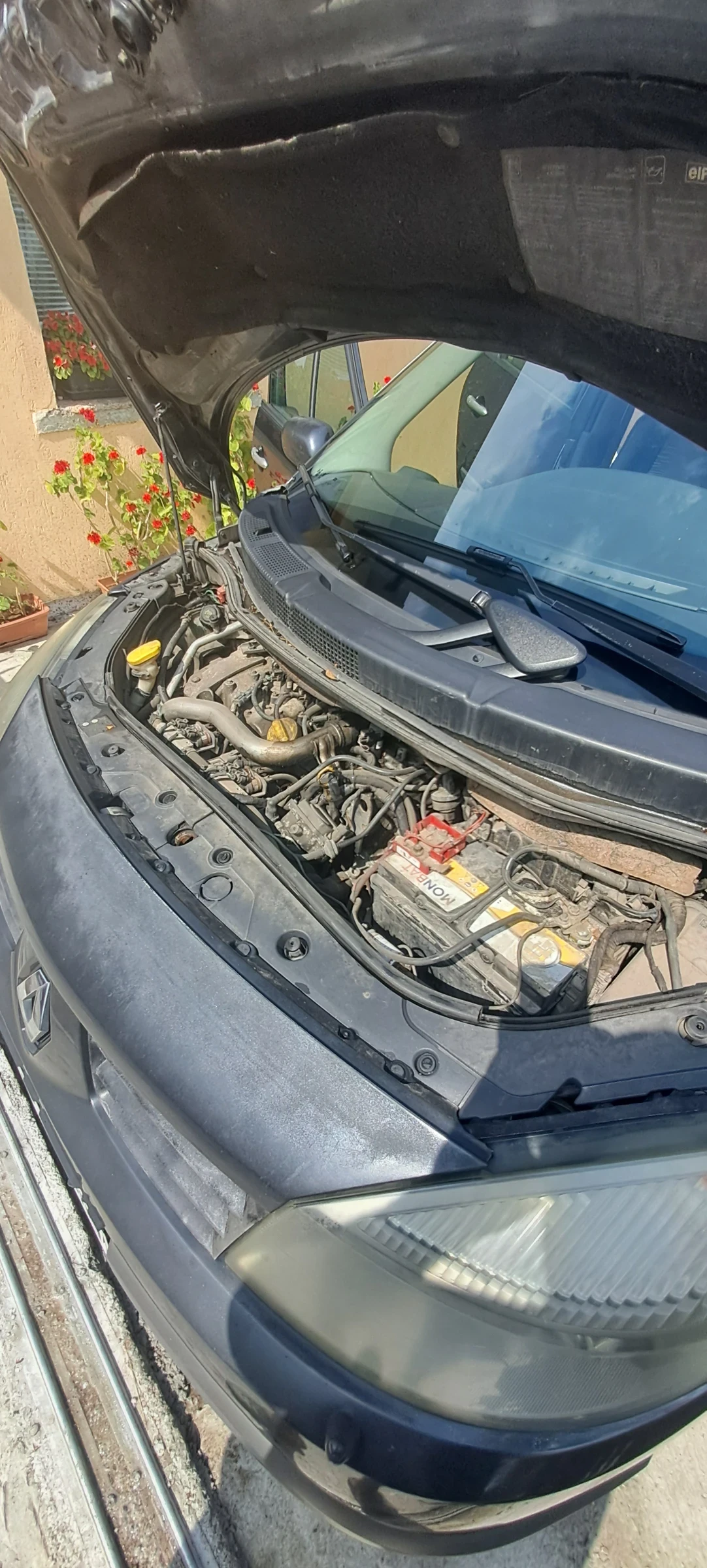 Renault Scenic, снимка 8 - Автомобили и джипове - 55776163