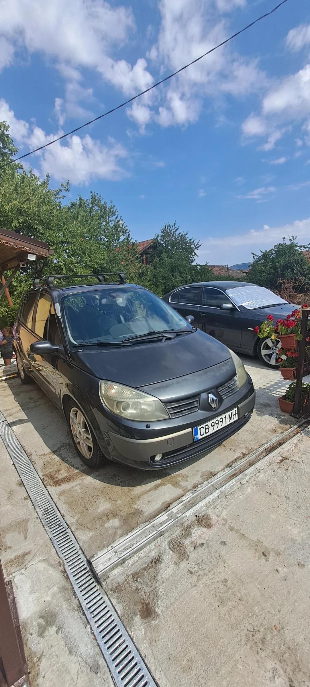 Renault Scenic, снимка 15 - Автомобили и джипове - 55776163