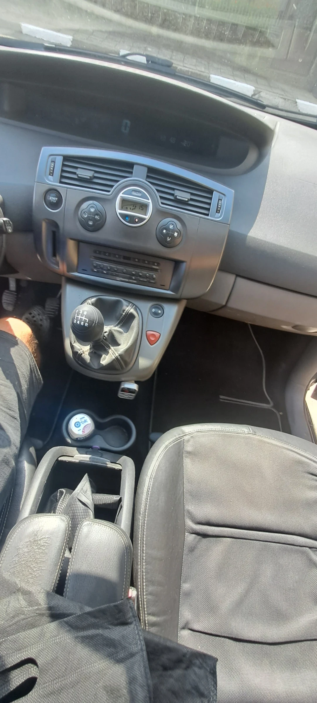 Renault Scenic, снимка 3 - Автомобили и джипове - 55776163