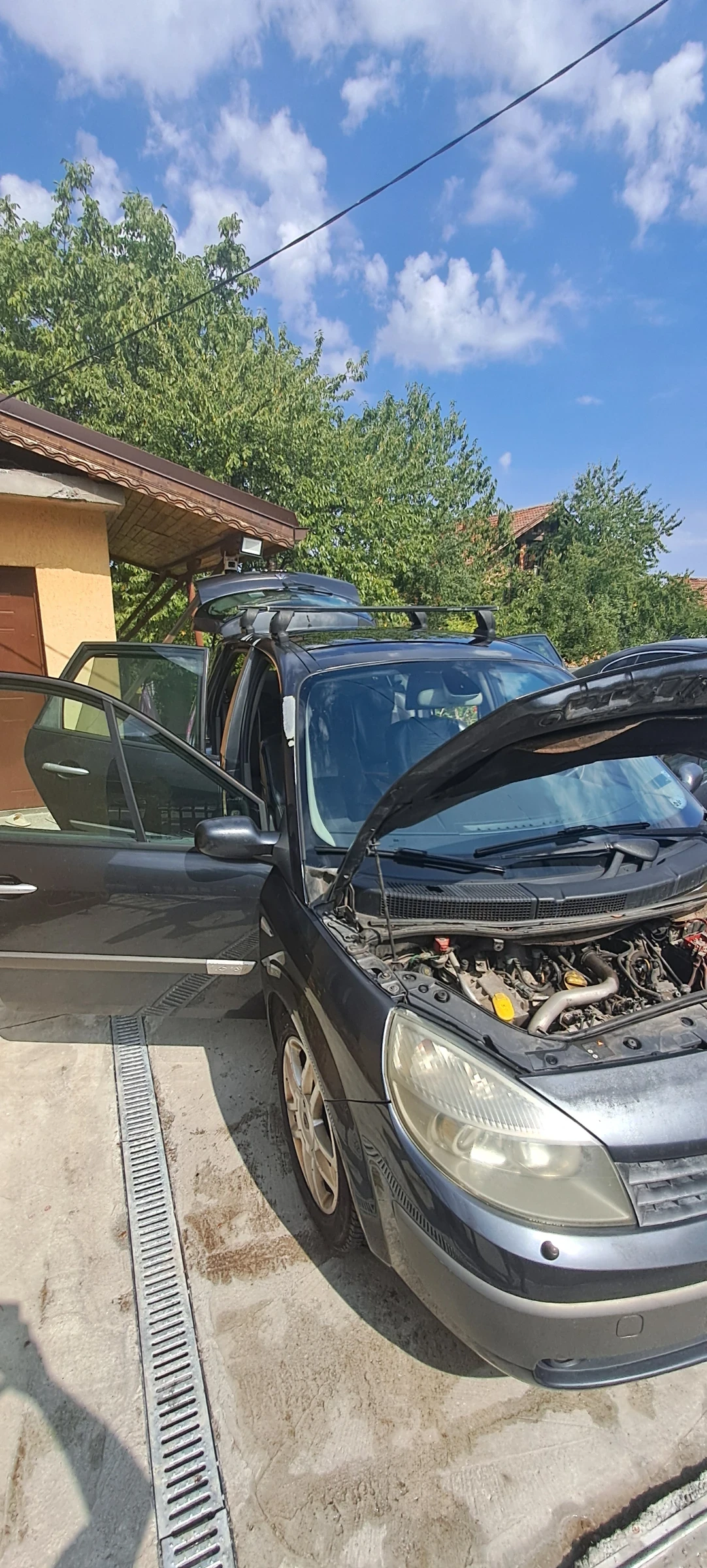 Renault Scenic, снимка 6 - Автомобили и джипове - 55776163