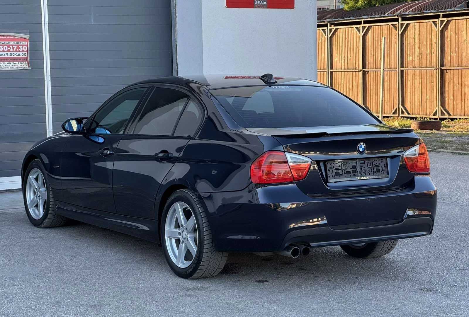 BMW 330 231к.с XDrive М-Пакет Навигация, снимка 4 - Автомобили и джипове - 55998015