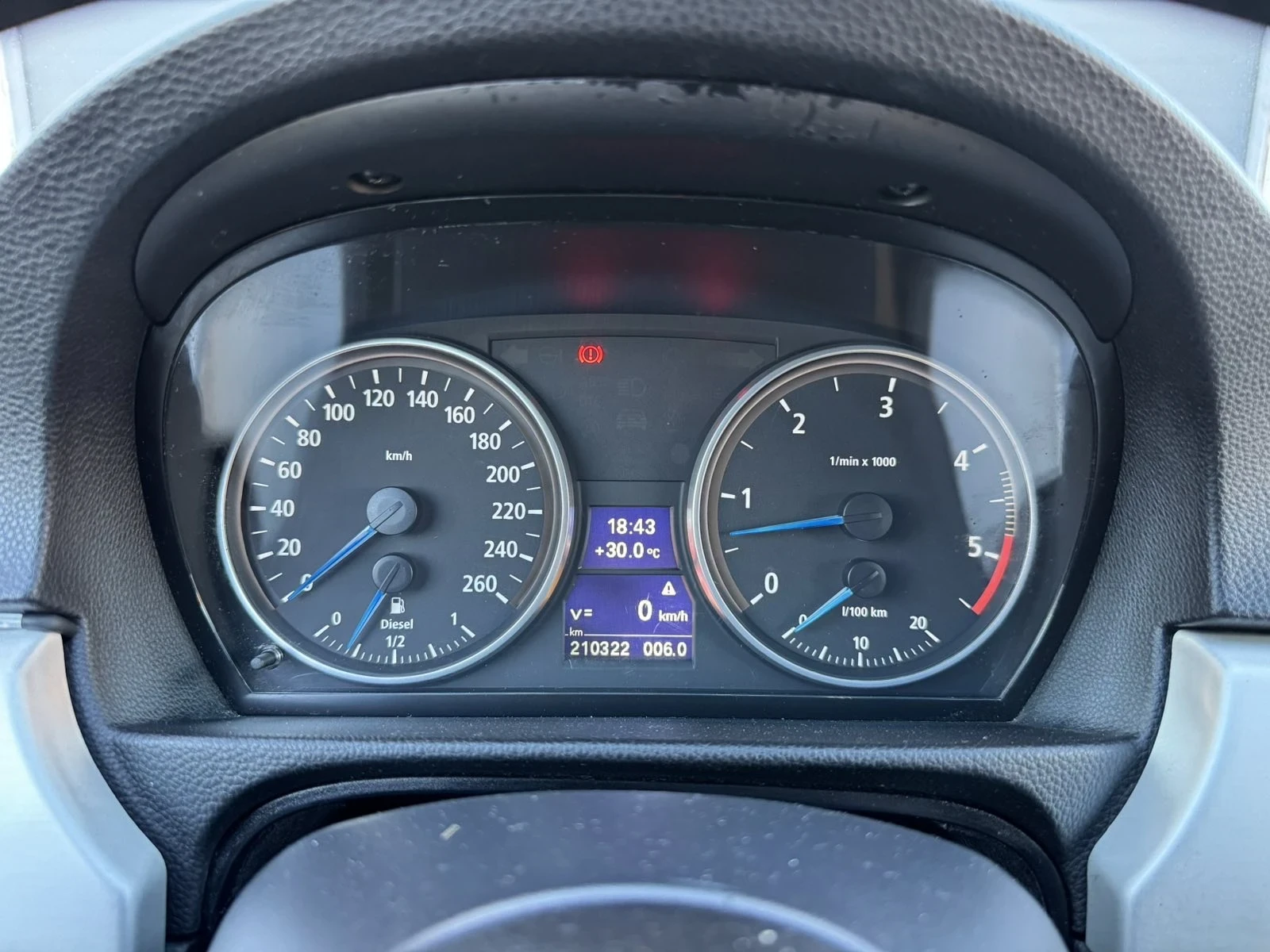 BMW 330 231к.с XDrive М-Пакет Навигация, снимка 15 - Автомобили и джипове - 55998015