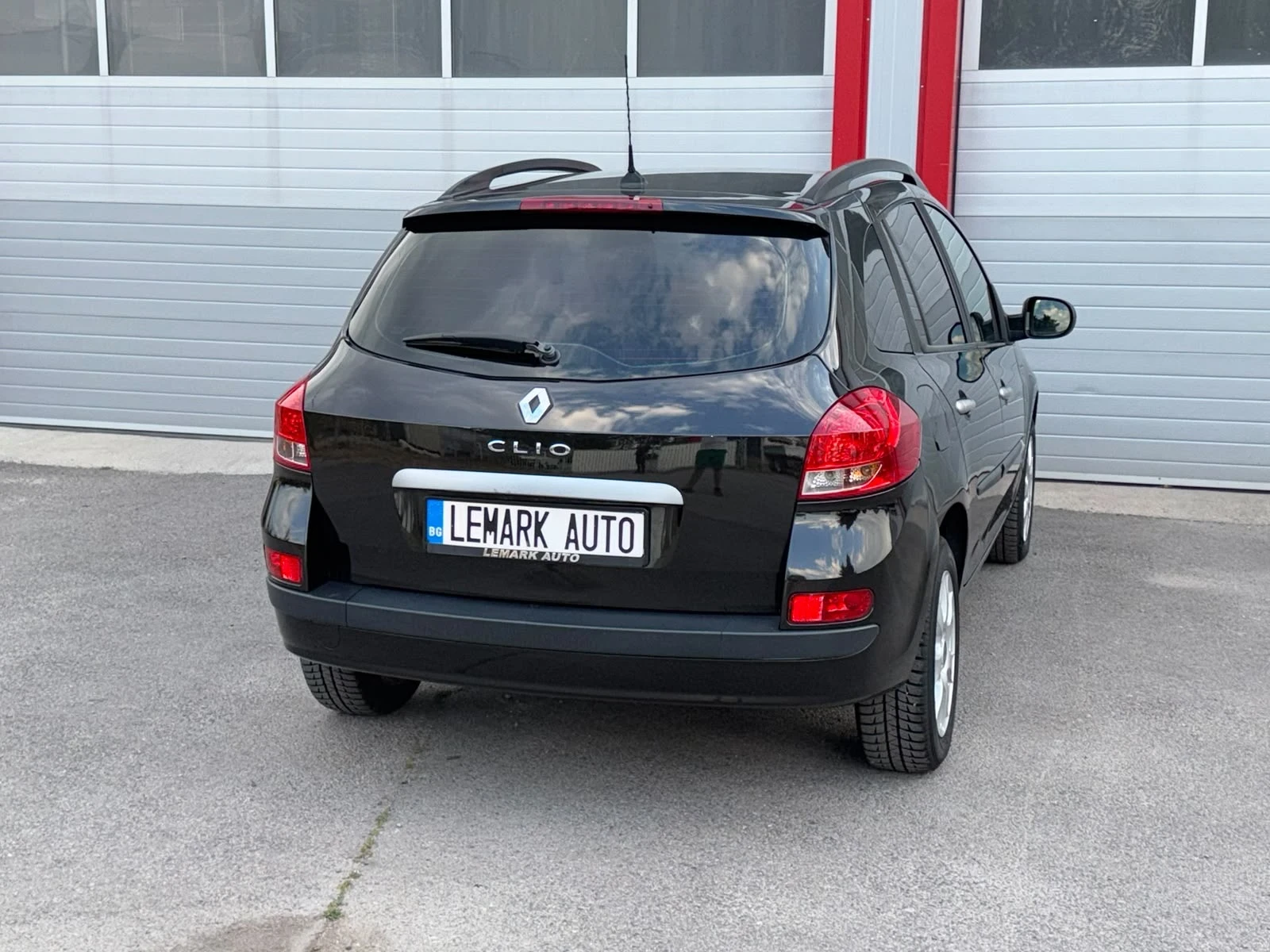 Renault Clio 1.2I TOMMPTON NAVI START STOP 80 000KM!!! ЛИЗИНГ!!, снимка 8 - Автомобили и джипове - 56023171