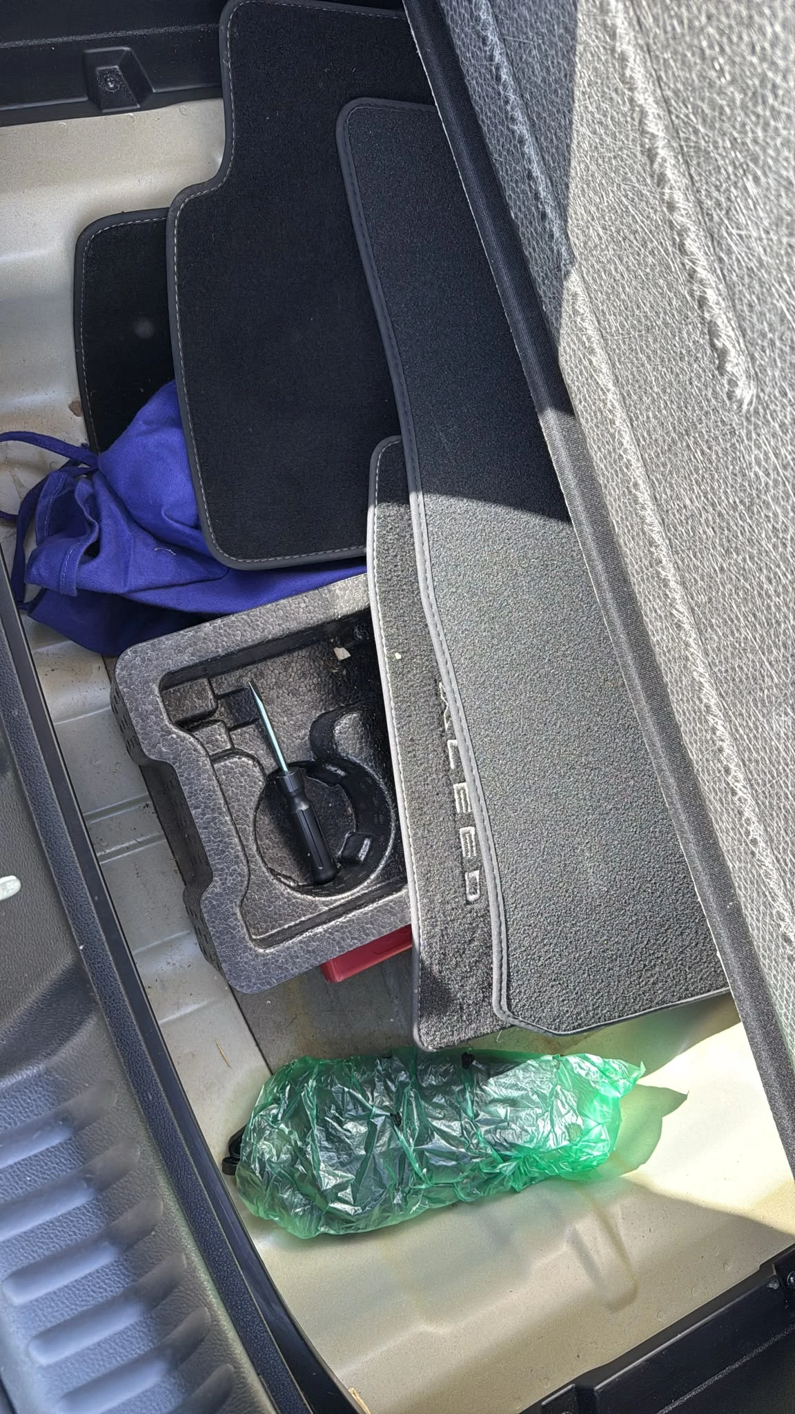 Kia XCeed 1.6 GDI Platinum, снимка 10 - Автомобили и джипове - 56214306