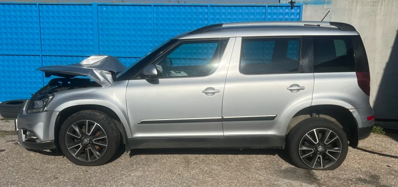 Skoda Yeti 2.0TDI 4X4, снимка 5 - Автомобили и джипове - 52645562