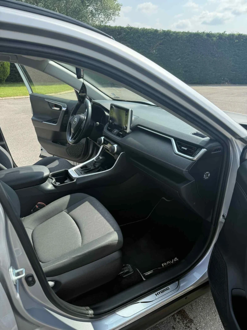 Toyota Rav4, снимка 9 - Автомобили и джипове - 51791783