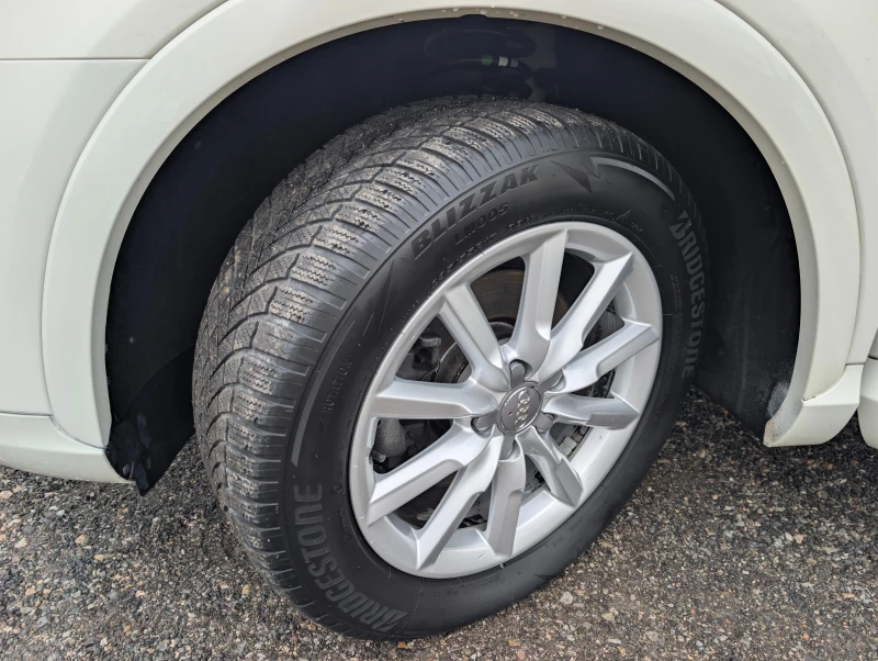 Audi Q3 2.0TDI Bussines, снимка 17 - Автомобили и джипове - 53282562