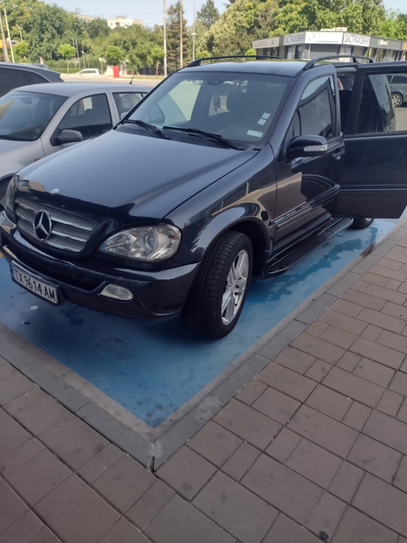 Mercedes-Benz ML 270, снимка 12 - Автомобили и джипове - 53432595