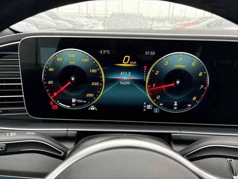 Mercedes-Benz GLE 350 * 360  * DISTRONIC * AMG * Подгреви * CARFAX  , снимка 8 - Автомобили и джипове - 53448085