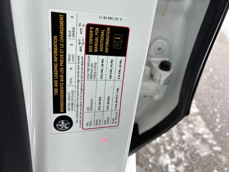 Mercedes-Benz GLE 350 * 360  * DISTRONIC * AMG * Подгреви * CARFAX  , снимка 11 - Автомобили и джипове - 53448085