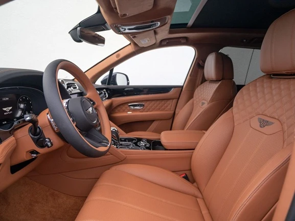 Bentley Bentayga V8 = Blackline Specification = NightVision Гаранци - изображение 8