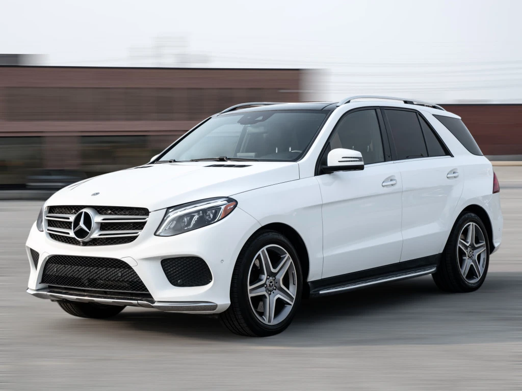 Mercedes-Benz GLE 400 4Matic / AMG / PANO / 360 / Harman-Kardon / FULL, снимка 1
