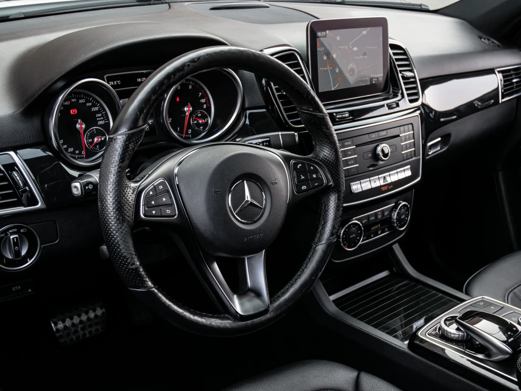 Mercedes-Benz GLE 400 4Matic / AMG / PANO / 360 / Harman-Kardon / FULL | Mobile.bg   12