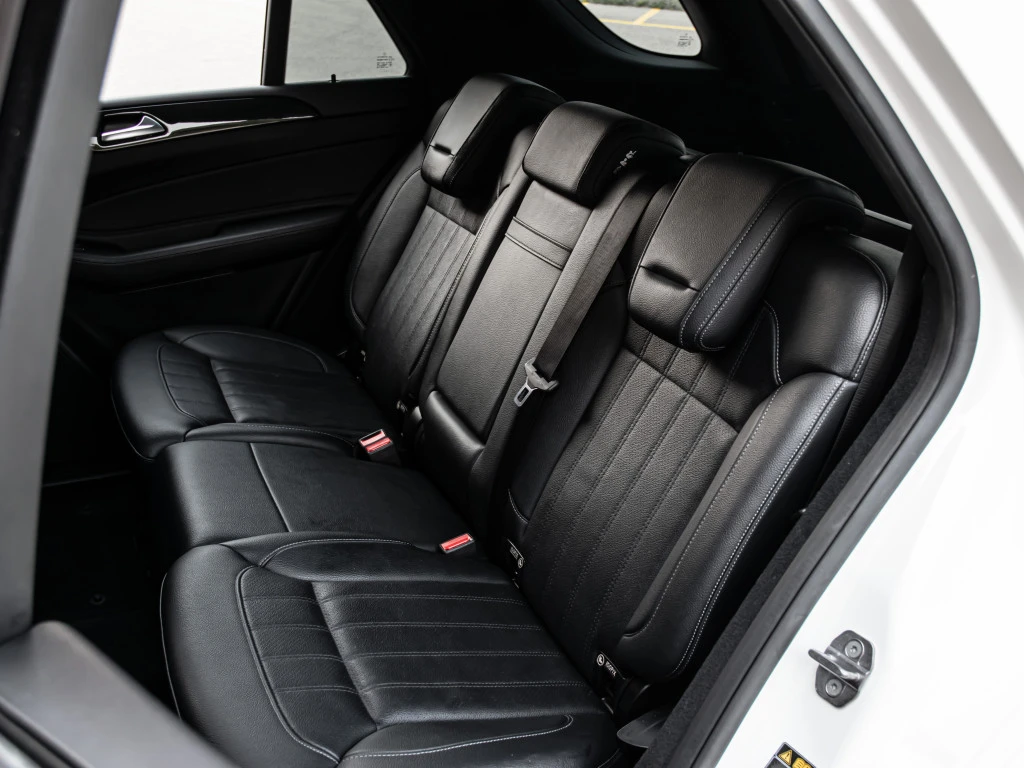 Mercedes-Benz GLE 400 4Matic / AMG / PANO / 360 / Harman-Kardon / FULL | Mobile.bg   16