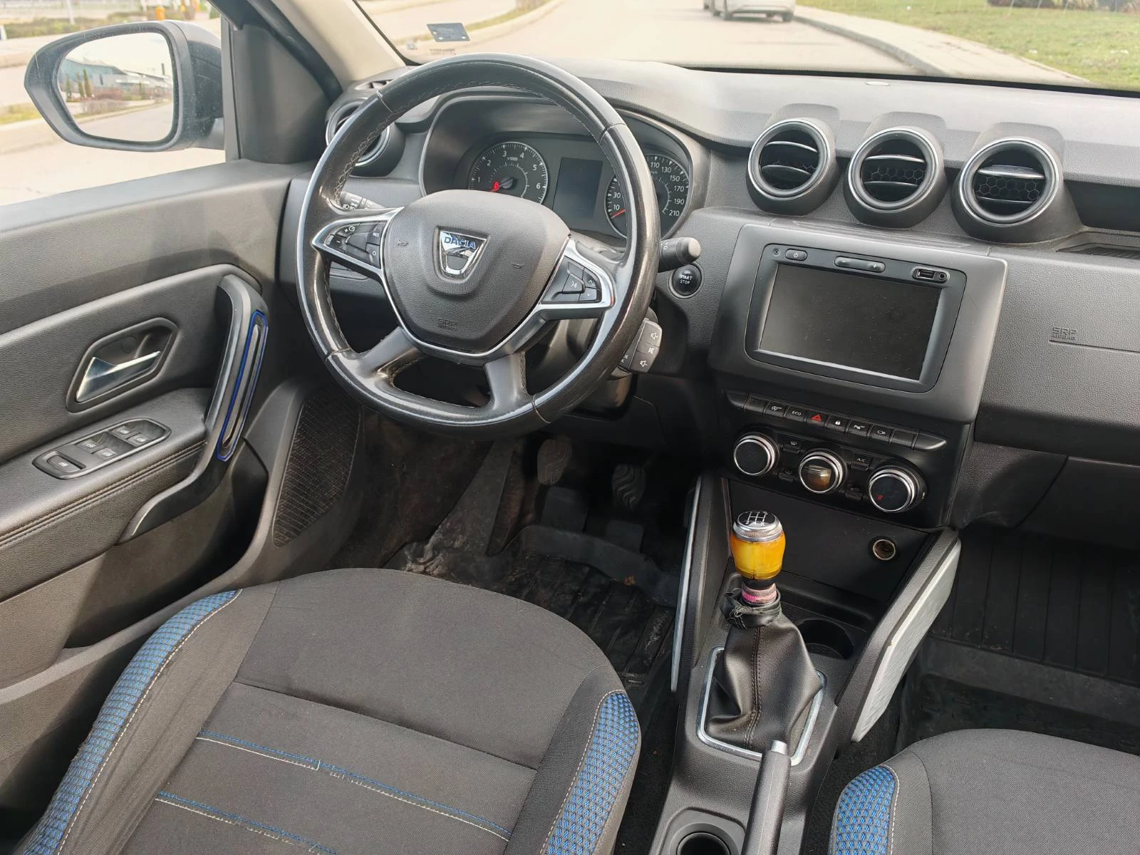 Dacia Duster 1.0TCe EcoG ГАЗ - изображение 9