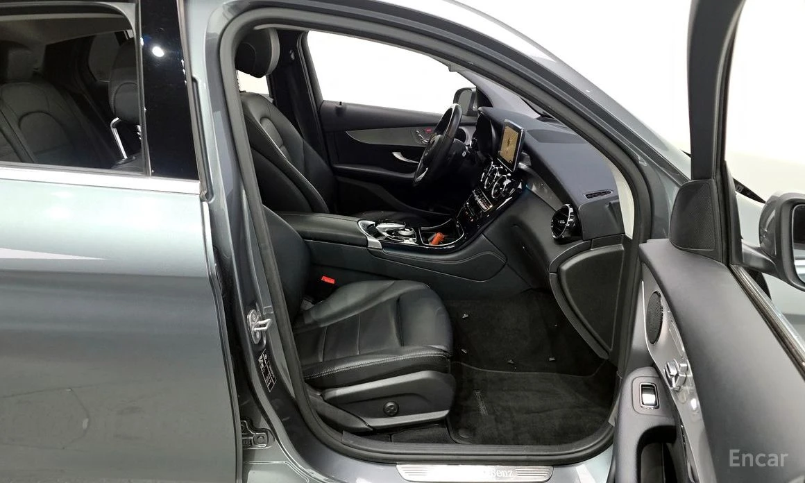 Mercedes-Benz GLC 220 d* 4MATIC* ������* 360* KEYLESS* �������*  | Mobile.bg � ����������� 9