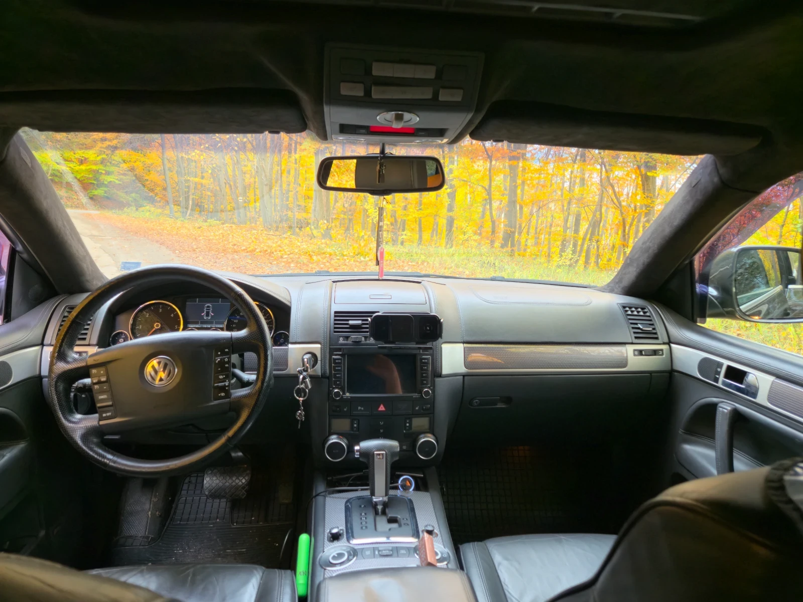 VW Touareg Altitude , снимка 8 - Автомобили и джипове - 54892542