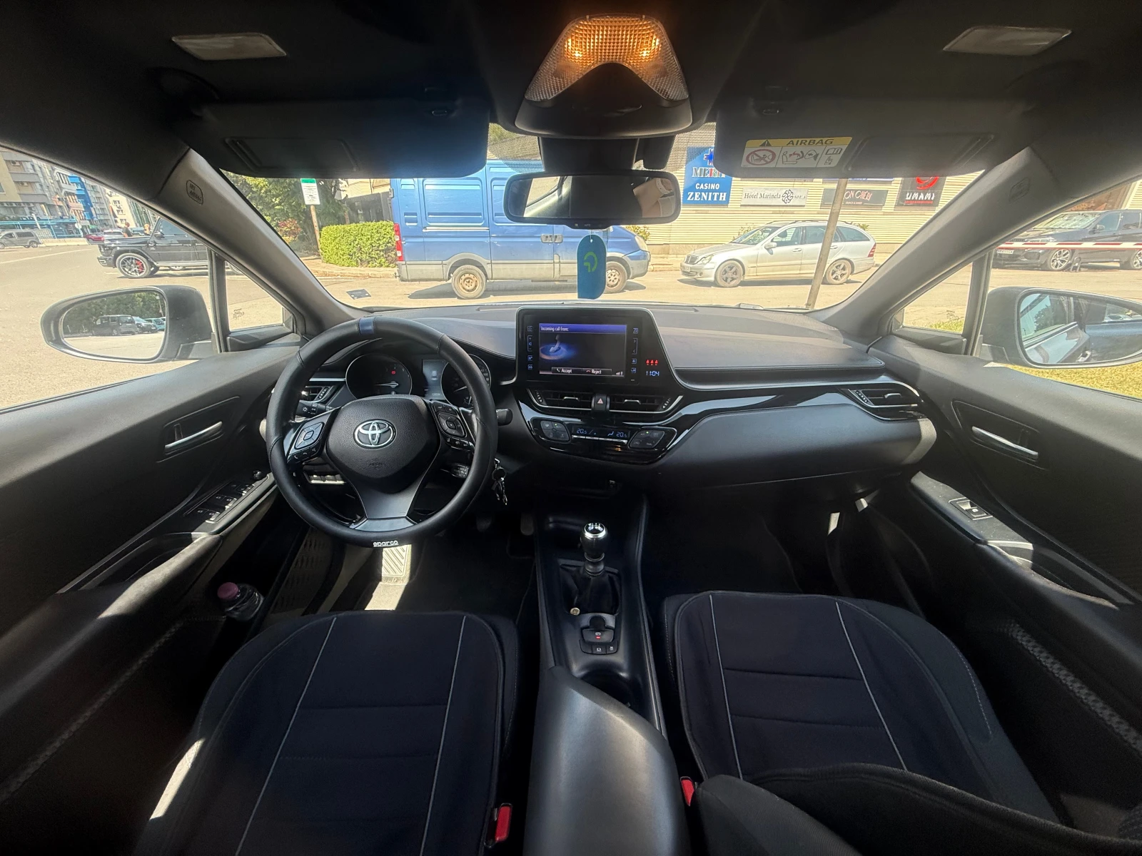 Toyota C-HR, снимка 12 - Автомобили и джипове - 55173845