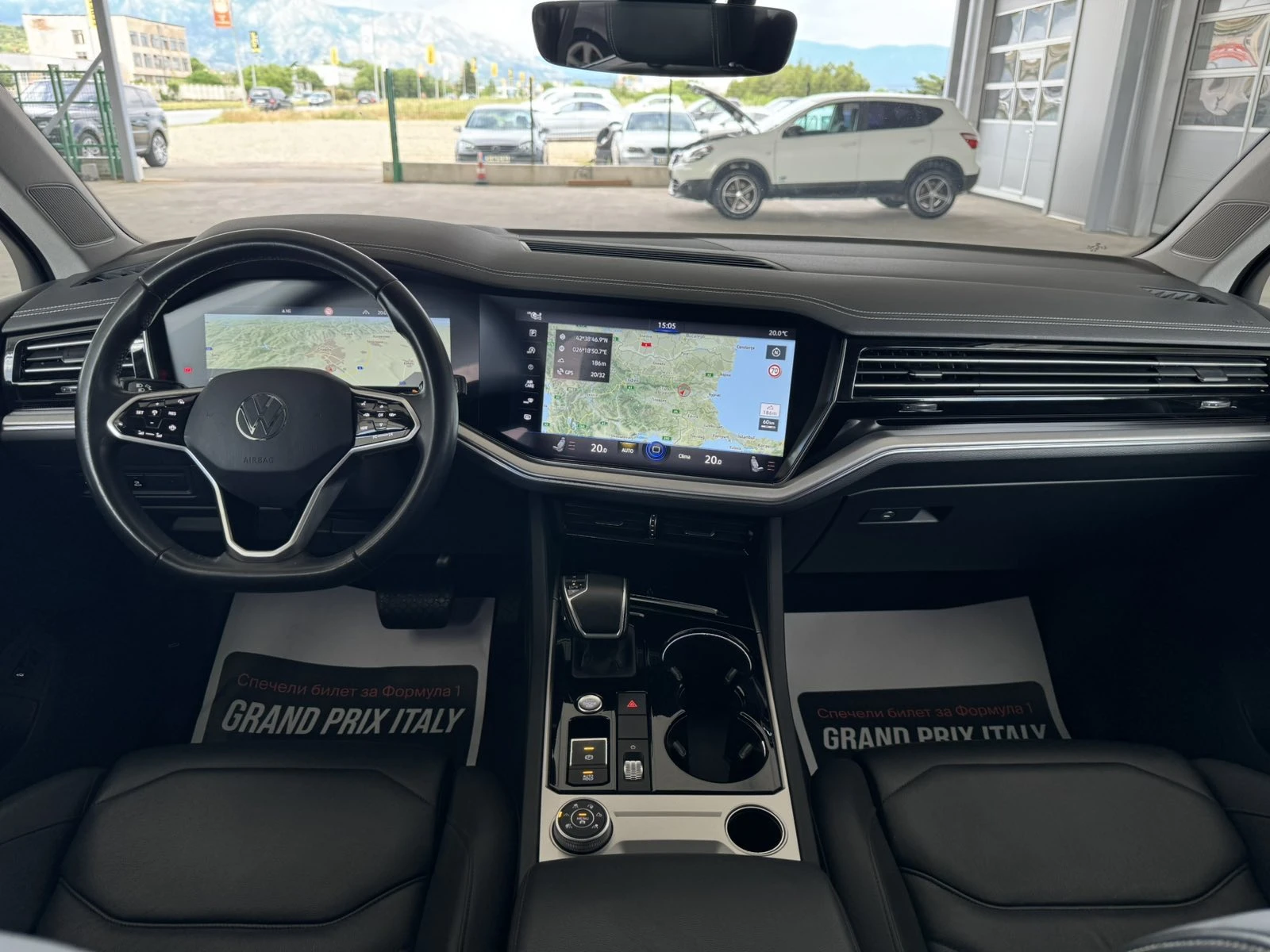 VW Touareg 3.0TDI* 231ps* НАВИ* КОЖА* КАМЕРА, снимка 11 - Автомобили и джипове - 55207379