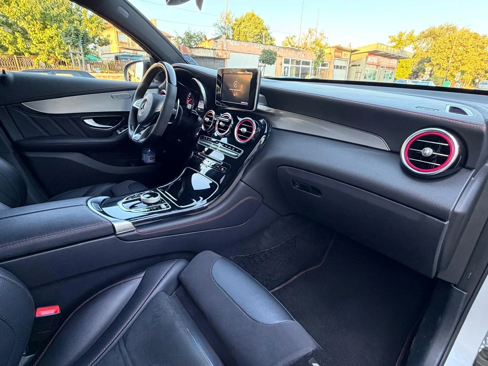 Mercedes-Benz GLC 43 AMG GLC-43-AMG-Coupe 4MATIC / DISTRONIC / BURMESTER , снимка 11 - Автомобили и джипове - 55722774