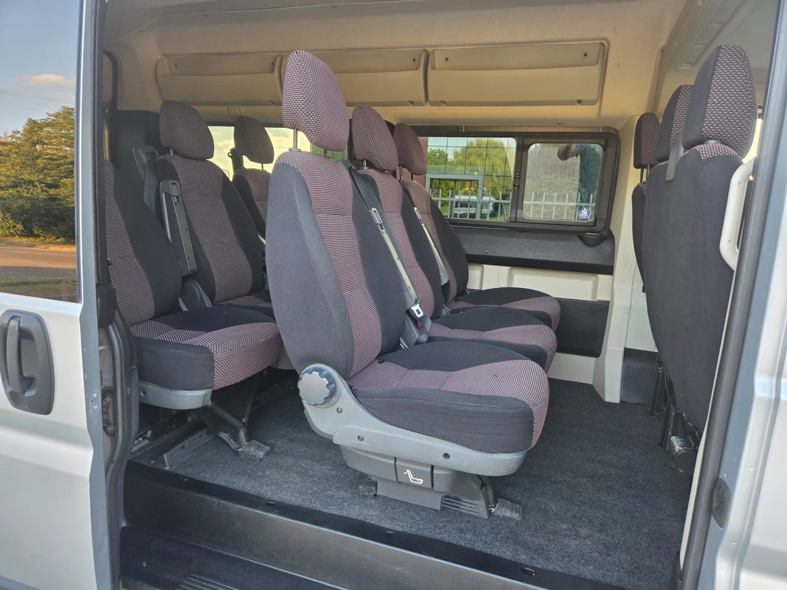 Peugeot Boxer нов внос 8+ 1 2.2-150к.с.евро5, снимка 10 - Бусове и автобуси - 55157370