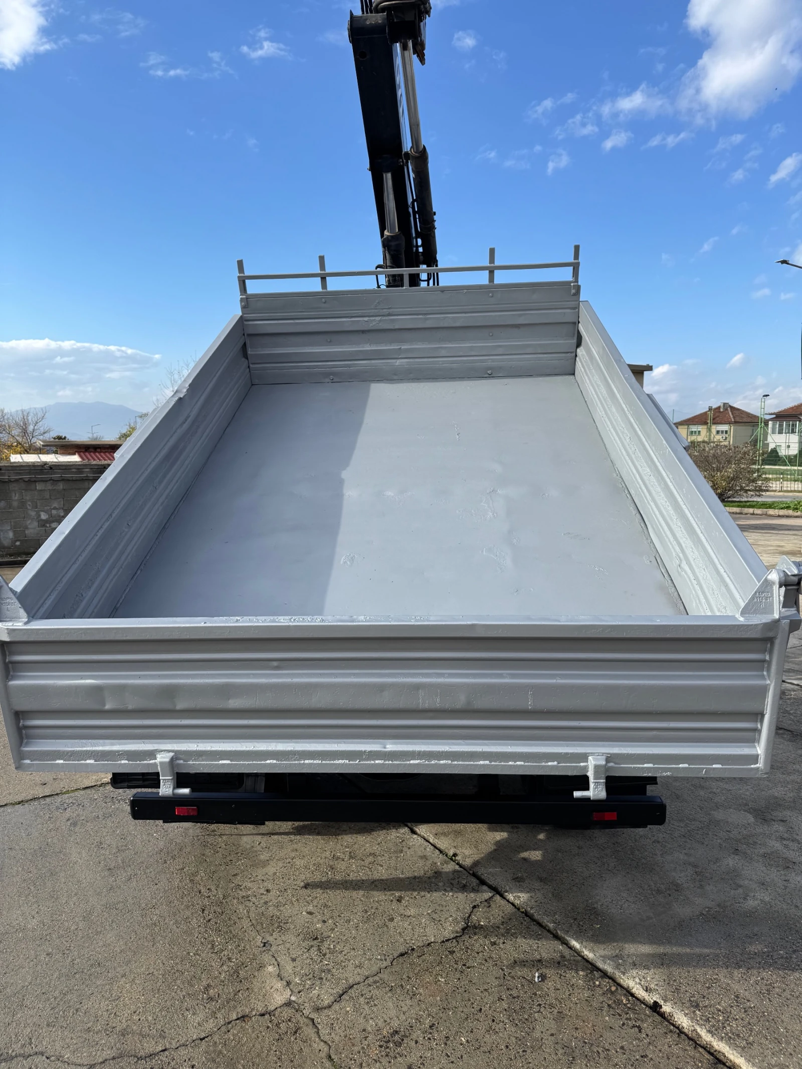 Mercedes-Benz 1114 HIAB 071 , тристранен самосвал - изображение 10